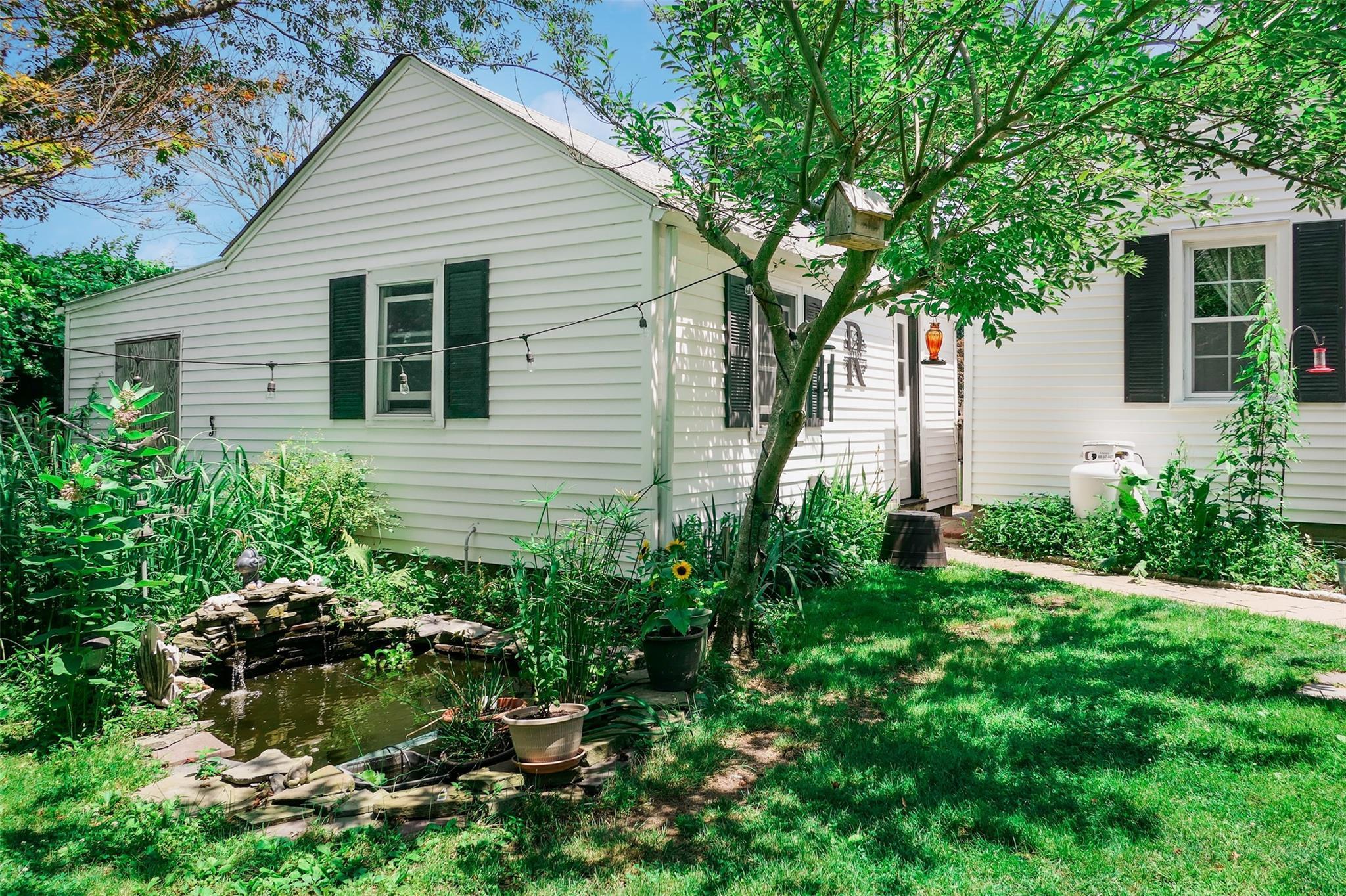 Single Family Clover  Suffolk County, NY 11719, MLS-886758-21