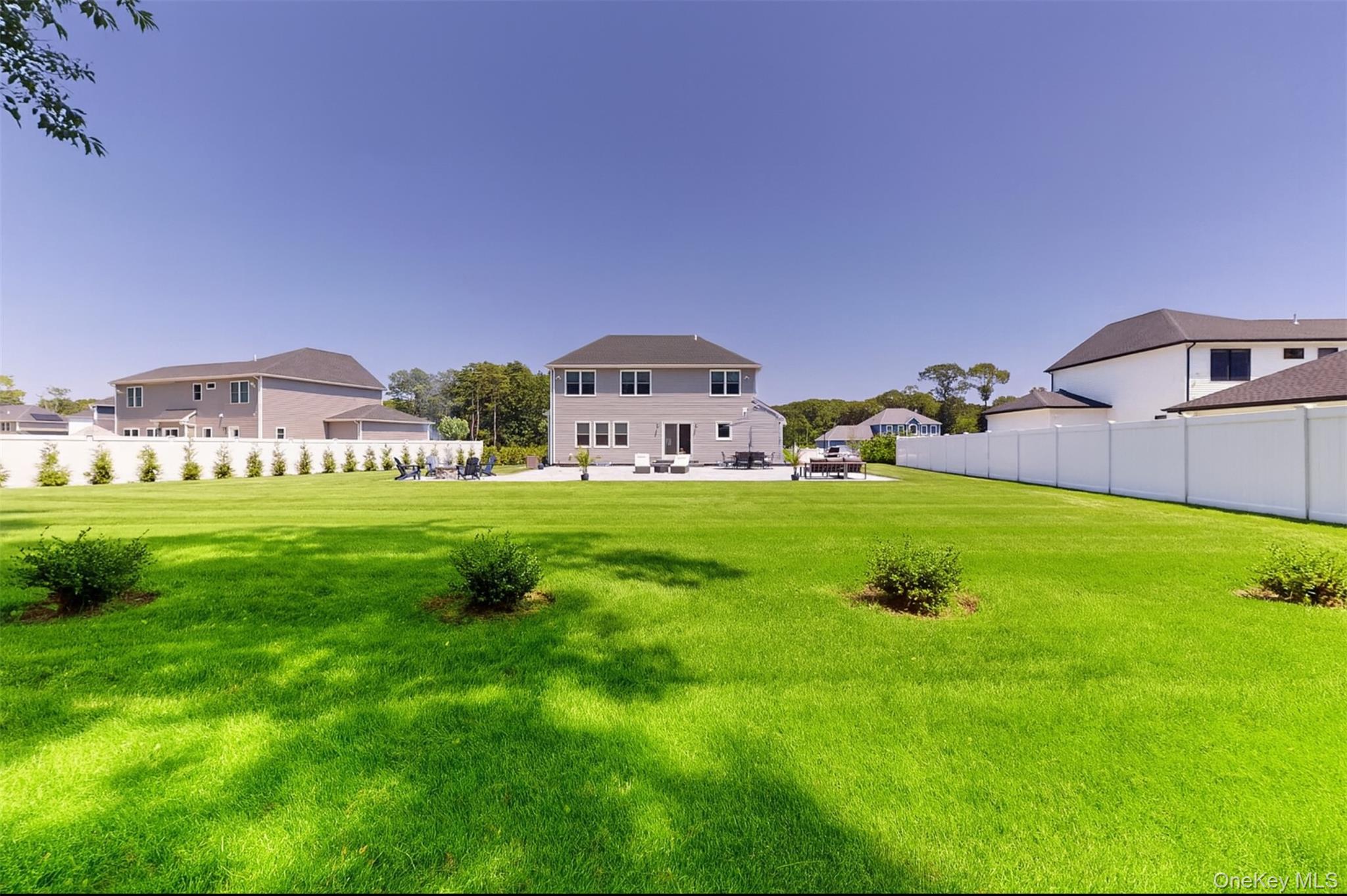 Single Family Shaw  Suffolk County, NY 11940, MLS-886800-23