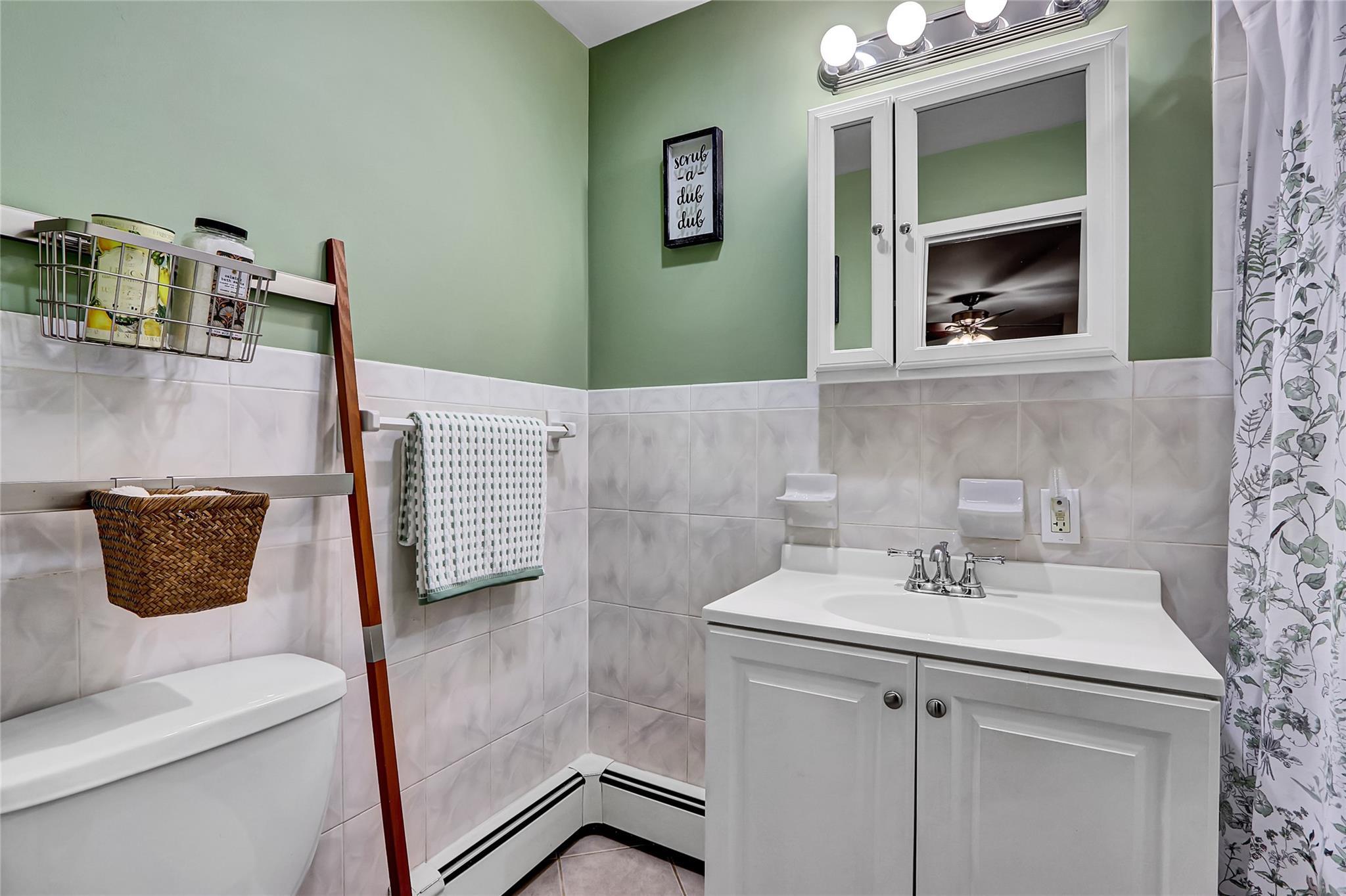 Single Family Somerset  Suffolk County, NY 11701, MLS-886841-8