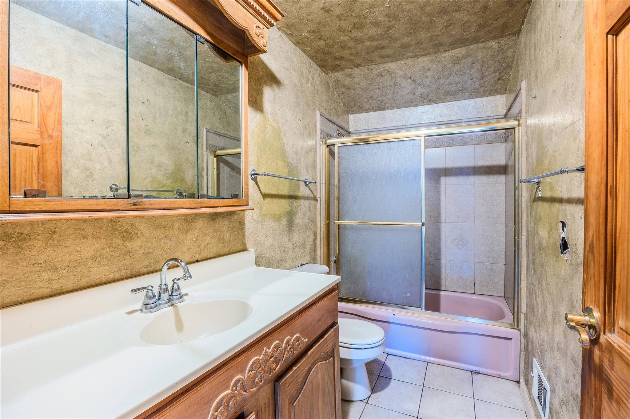 Single Family Rivera  Suffolk County, NY 11796, MLS-886853-29