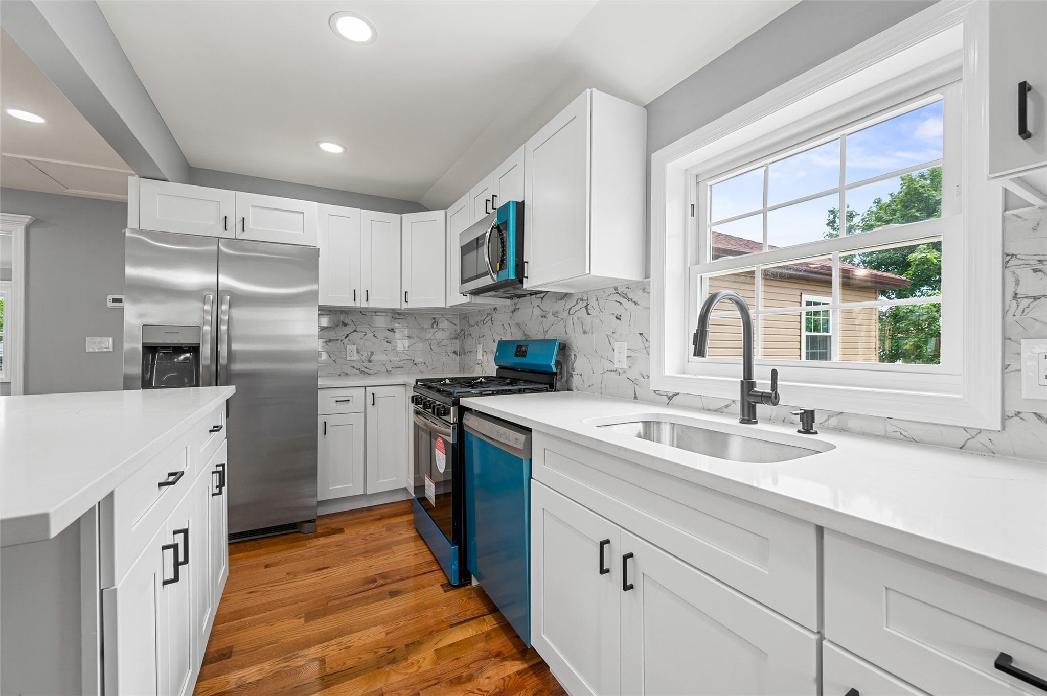 Single Family 253rd  Queens, NY 11422, MLS-886868-15