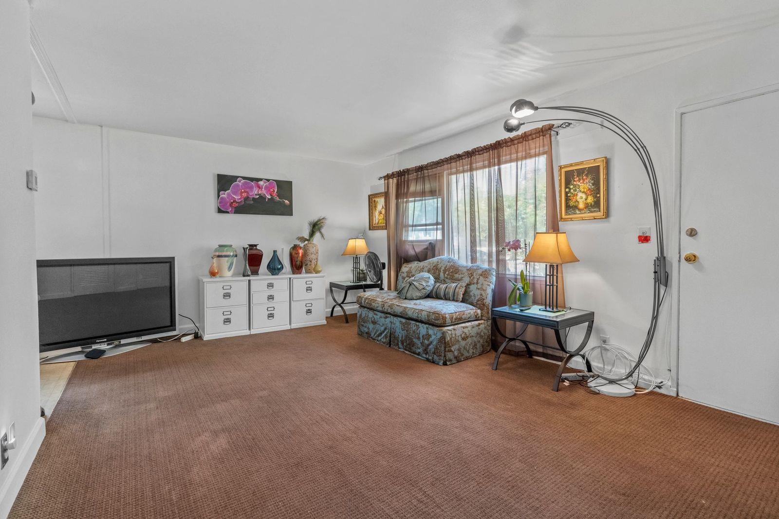 Single Family Hillside  Westchester County, NY 10603, MLS-886870-8