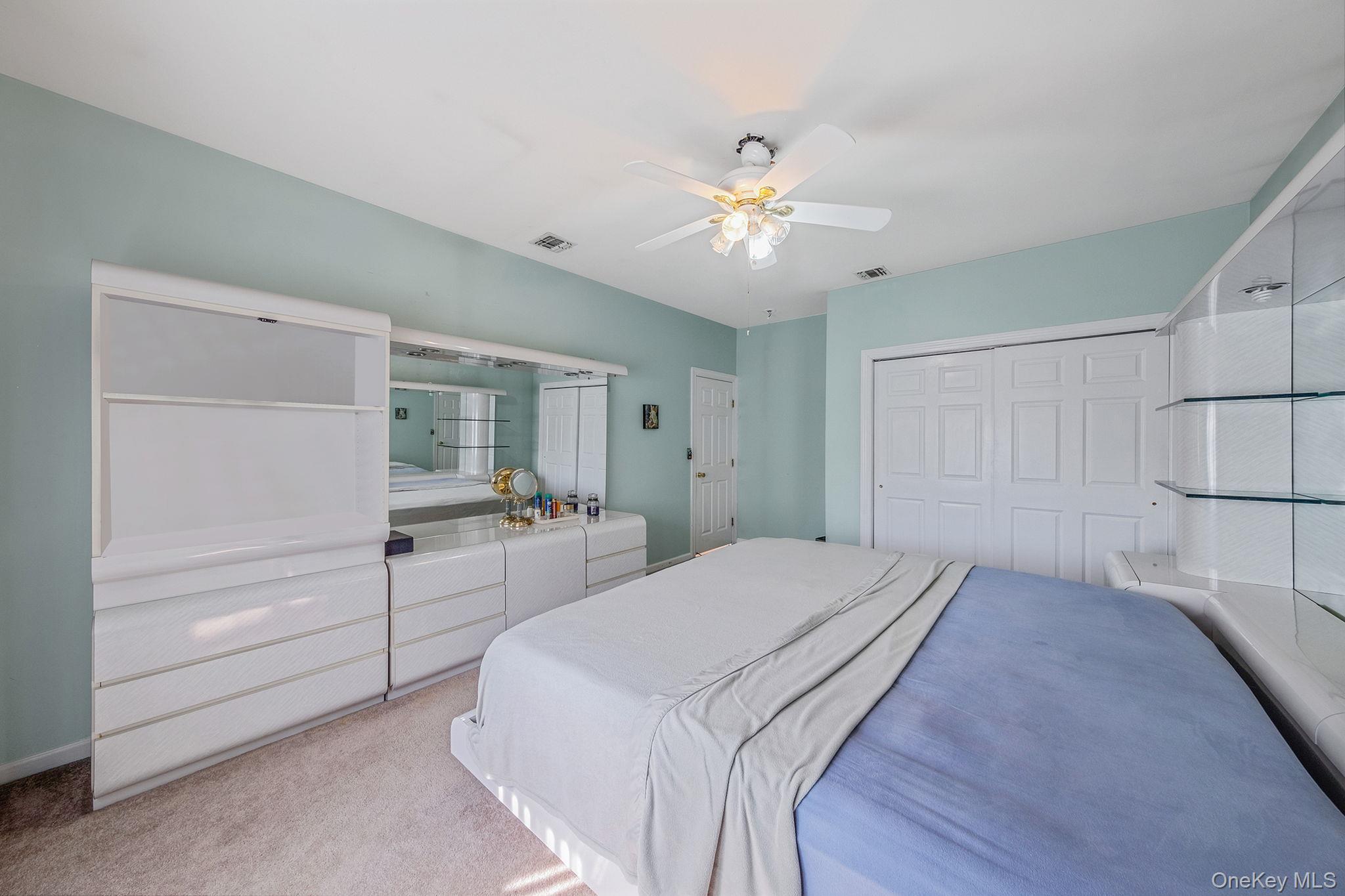 Single Family Kohlsaat Suffolk County, NY 11787, MLS-886887-32