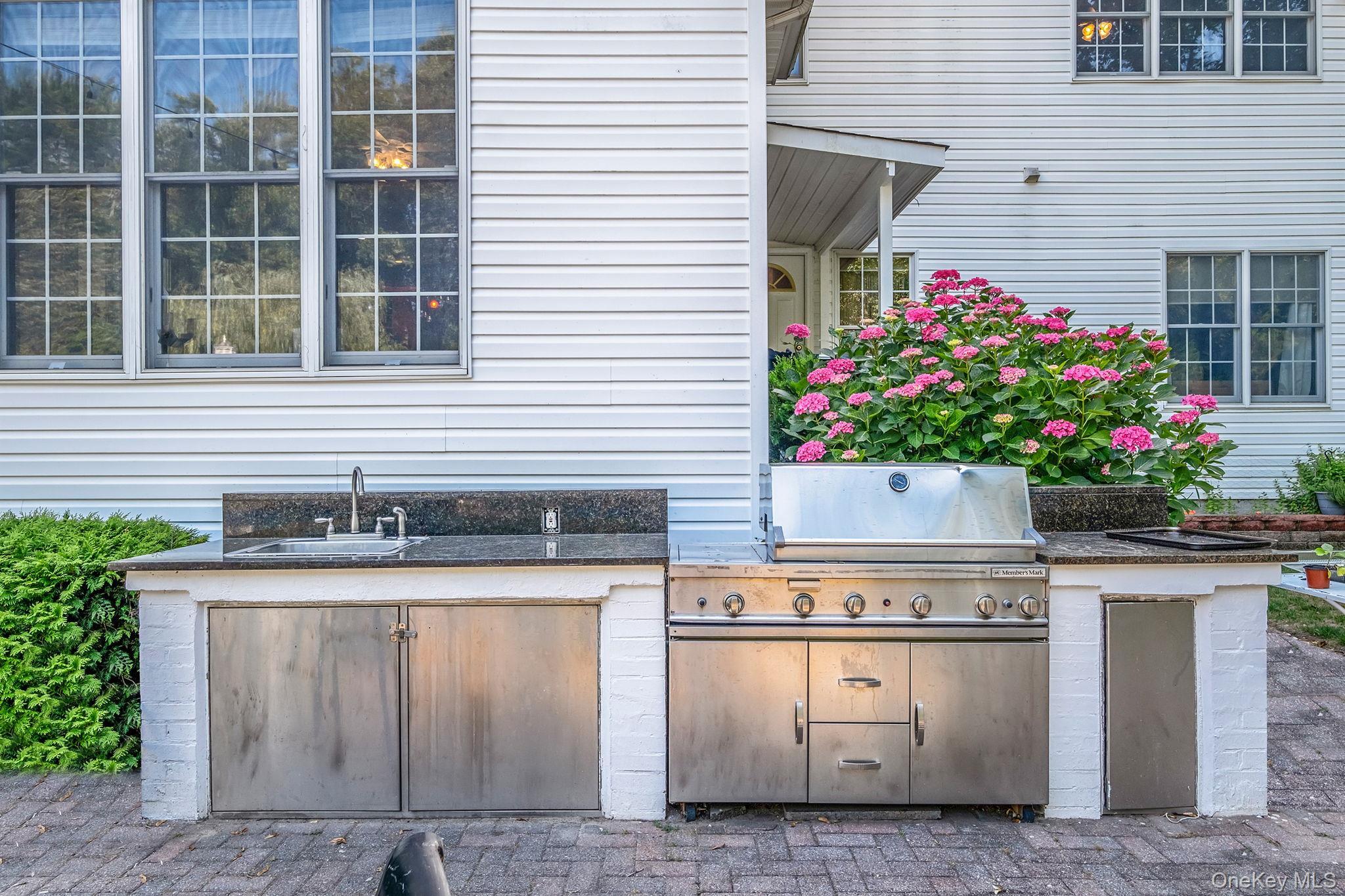 Single Family Kohlsaat Suffolk County, NY 11787, MLS-886887-36