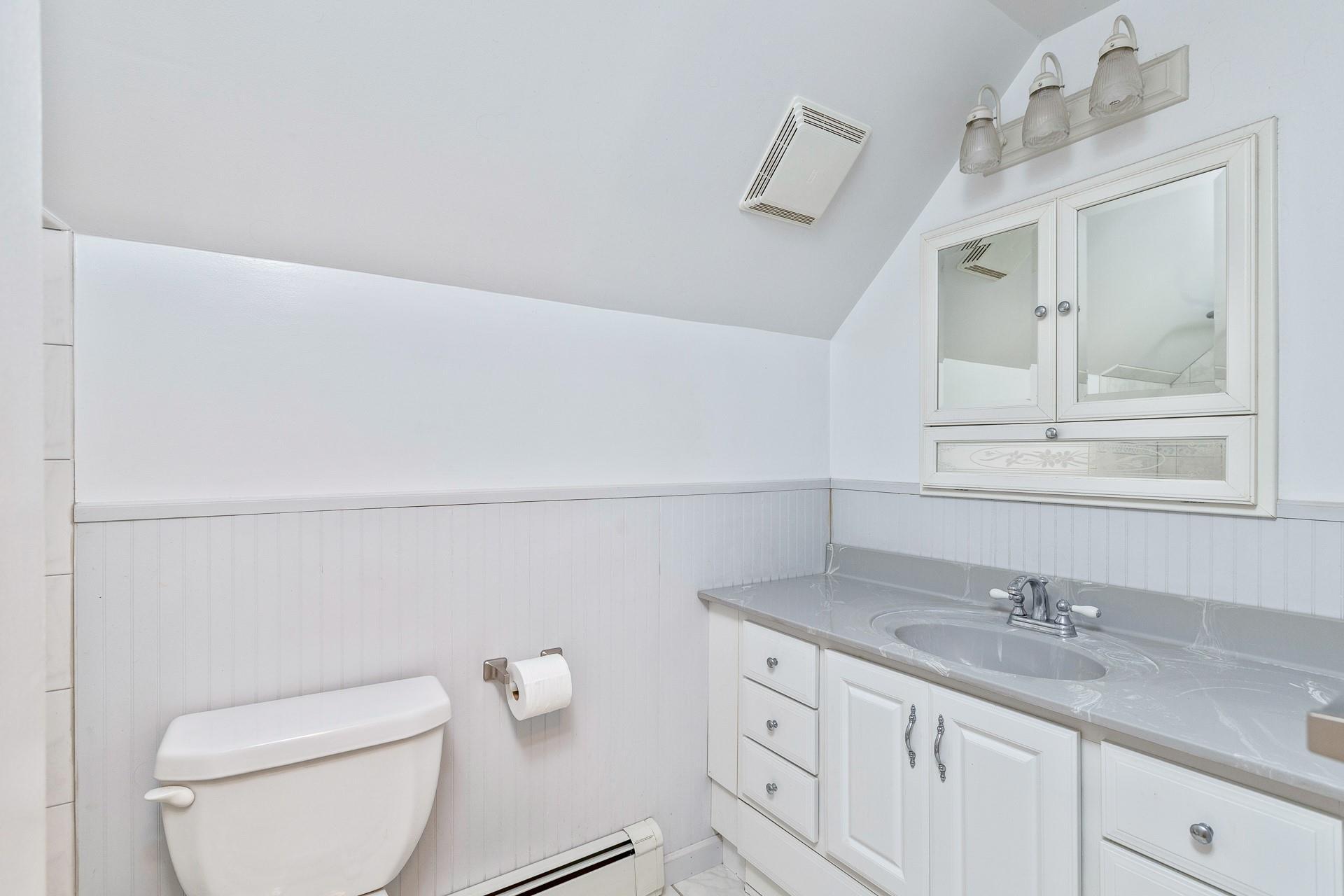 Single Family Hysler  Suffolk County, NY 11727, MLS-886907-22