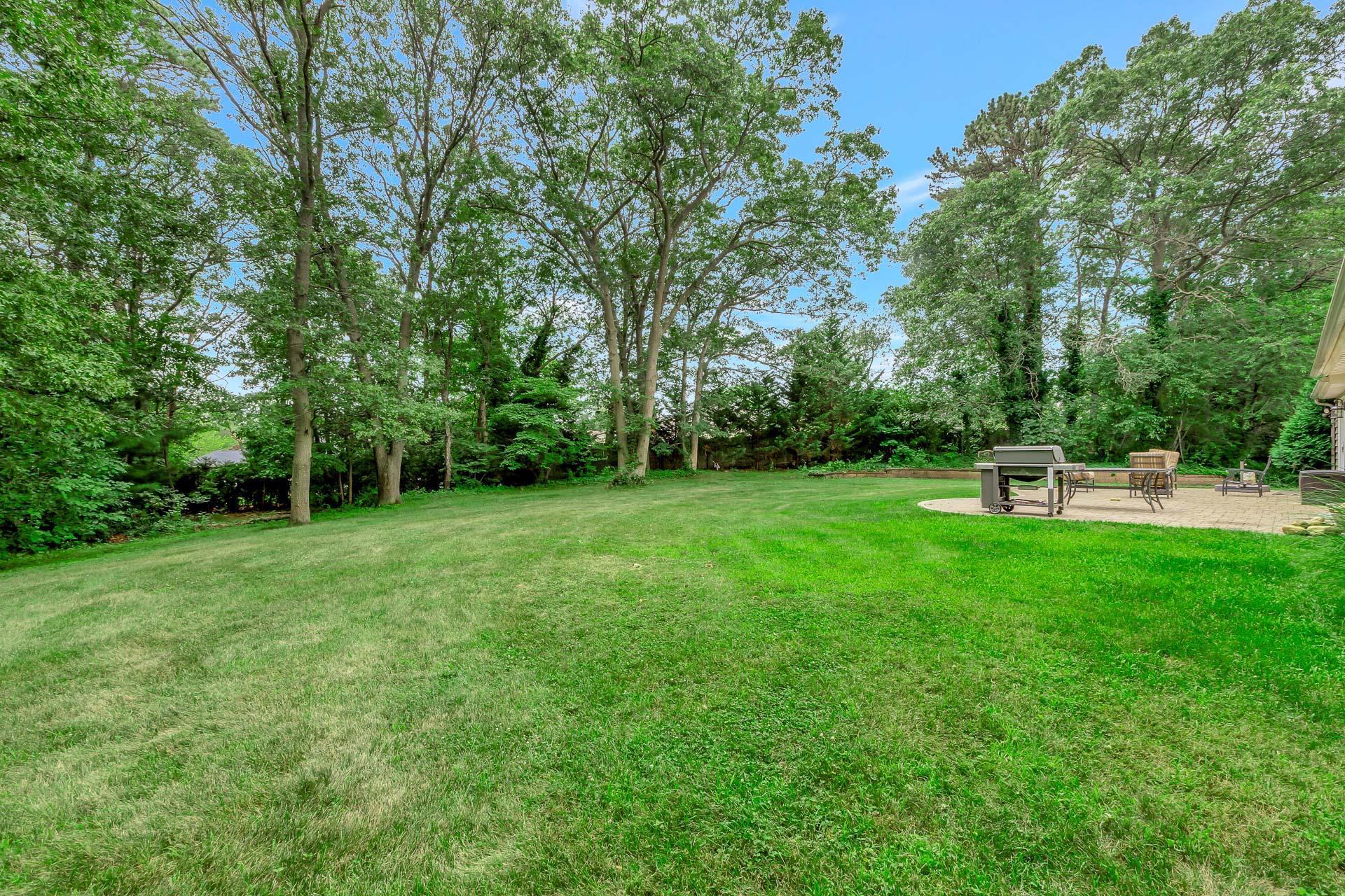 Single Family Hysler  Suffolk County, NY 11727, MLS-886907-26