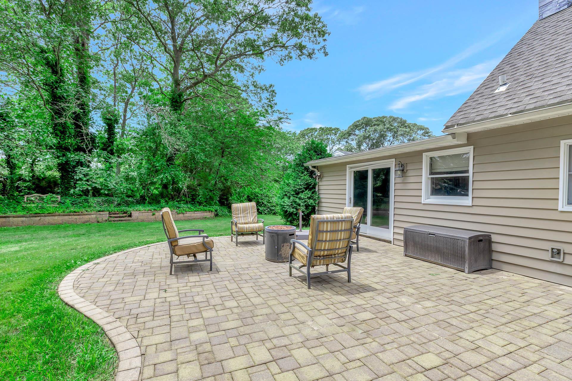 Single Family Hysler  Suffolk County, NY 11727, MLS-886907-31