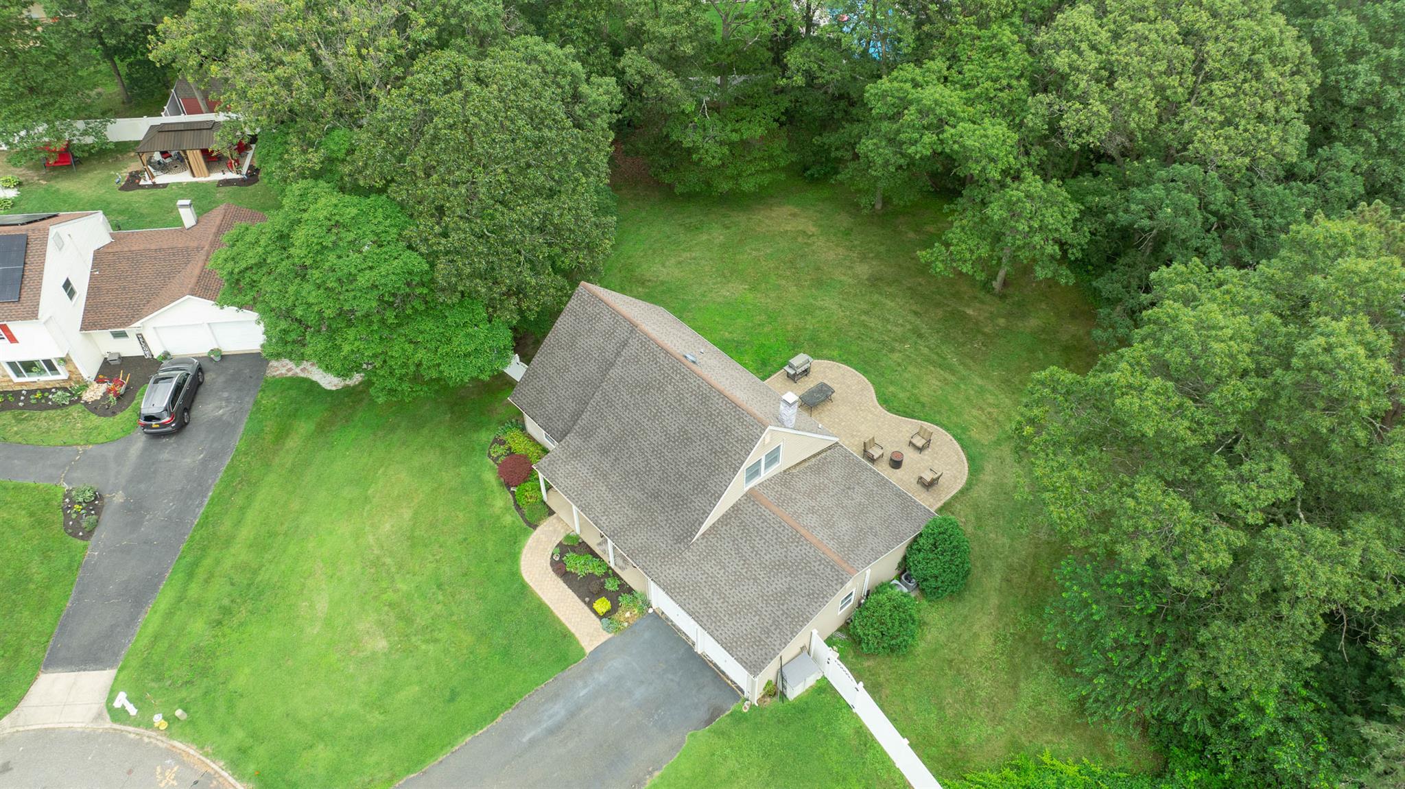 Single Family Hysler  Suffolk County, NY 11727, MLS-886907-37
