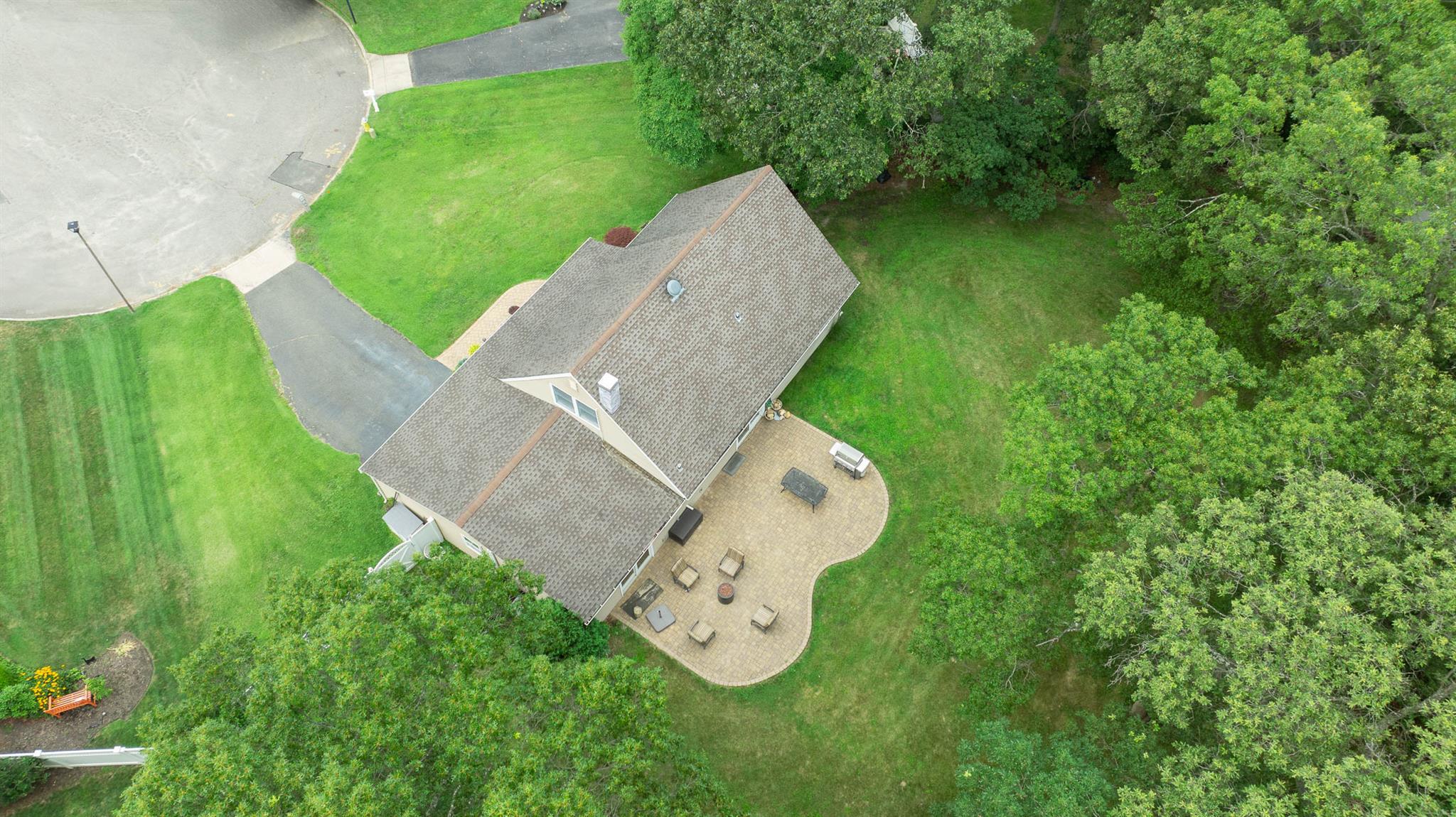 Single Family Hysler  Suffolk County, NY 11727, MLS-886907-38