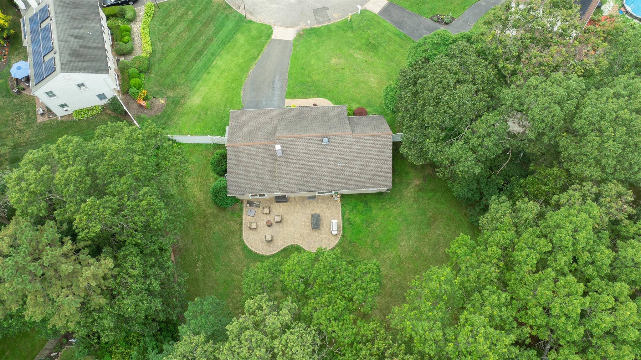Single Family Hysler  Suffolk County, NY 11727, MLS-886907-39