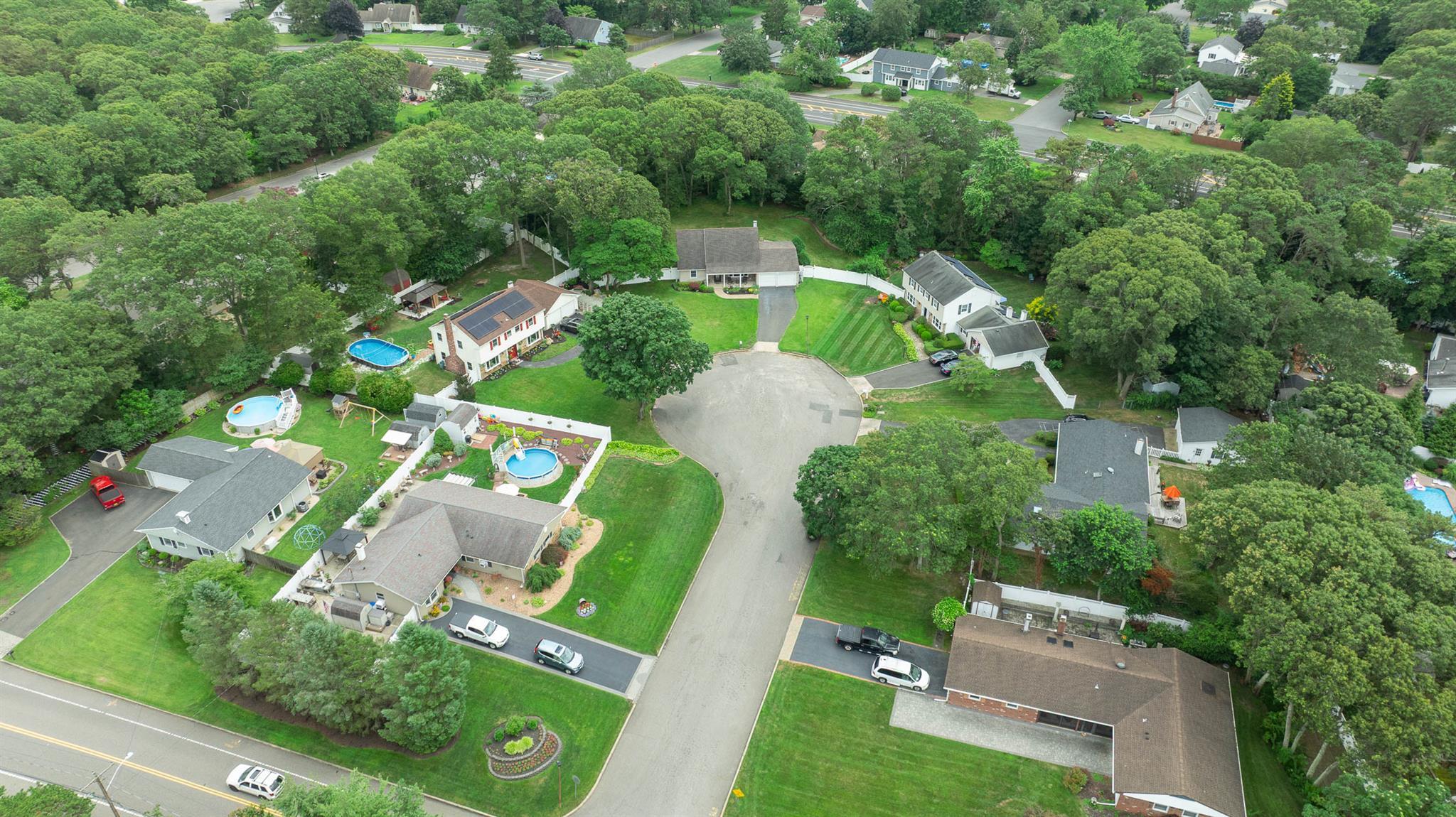 Single Family Hysler  Suffolk County, NY 11727, MLS-886907-41