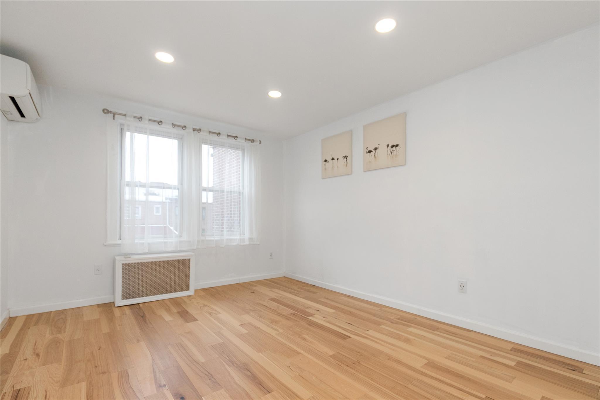 Single Family Burns  Queens, NY 11375, MLS-886955-12
