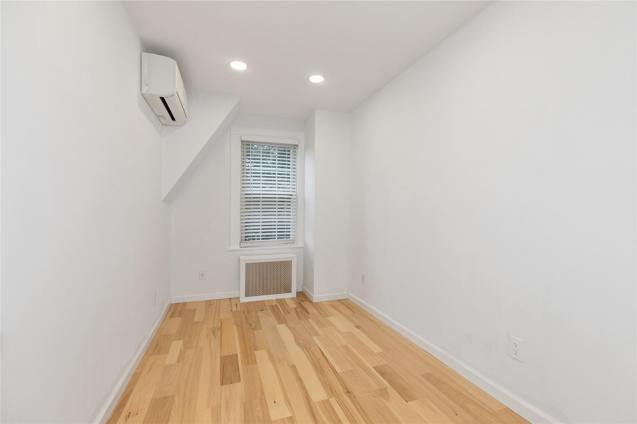 Single Family Burns  Queens, NY 11375, MLS-886955-15