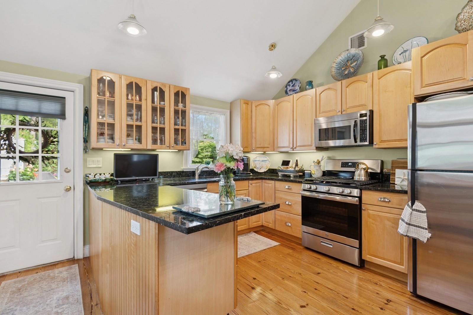 Single Family Locust  Suffolk County, NY 11778, MLS-886959-17