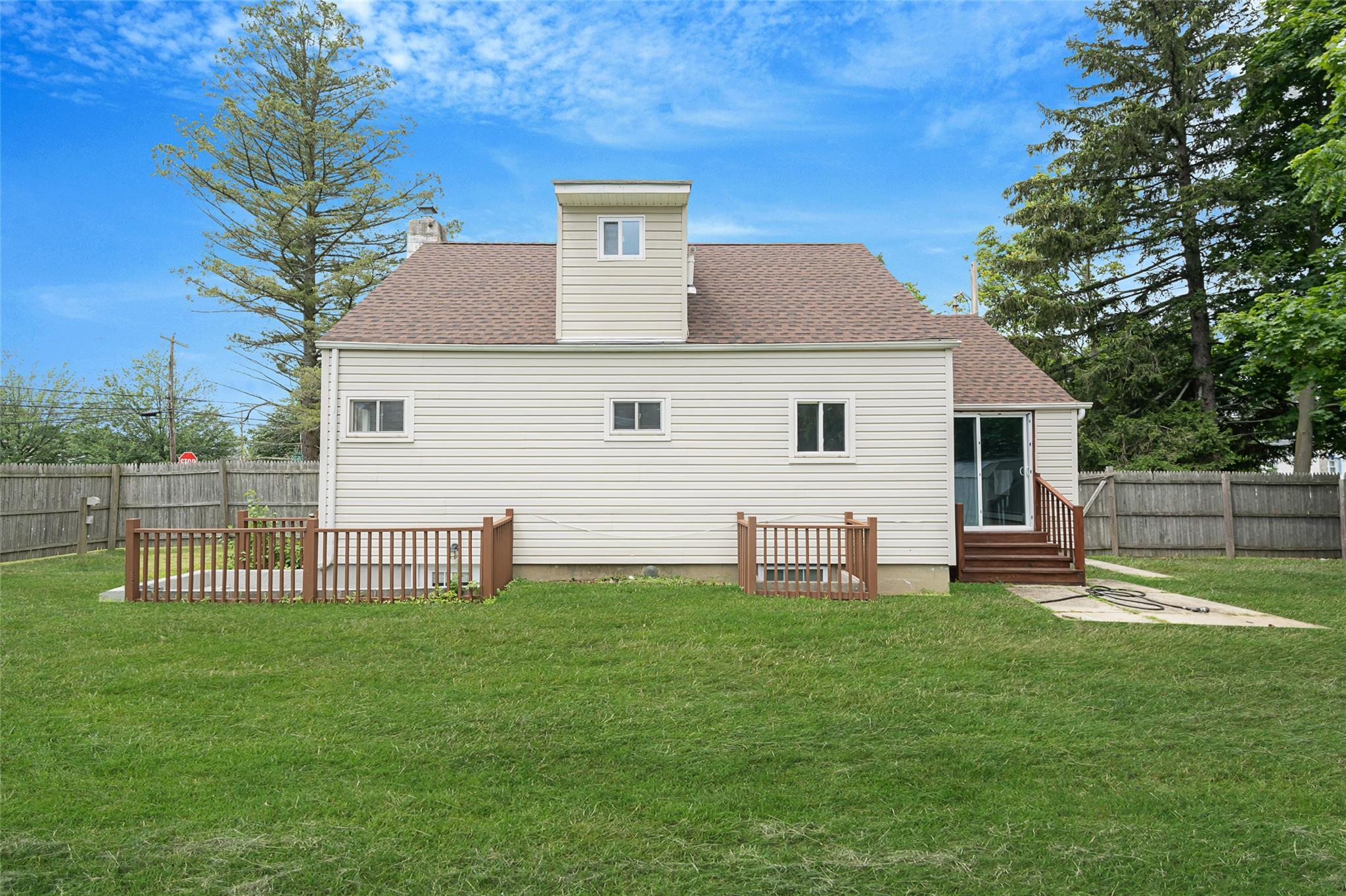 Single Family Carlls  Suffolk County, NY 11729, MLS-887044-27