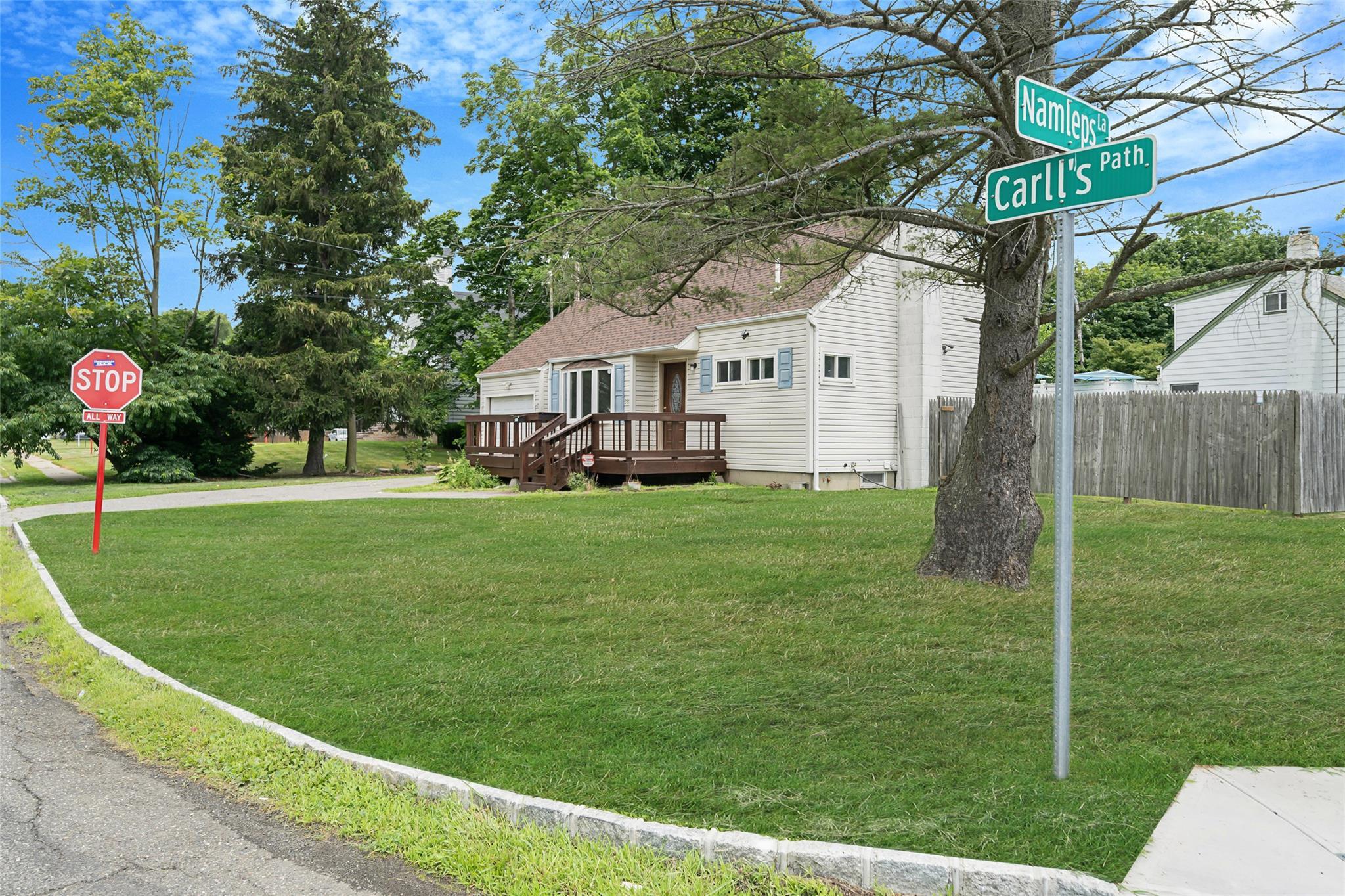 Single Family Carlls  Suffolk County, NY 11729, MLS-887044-4