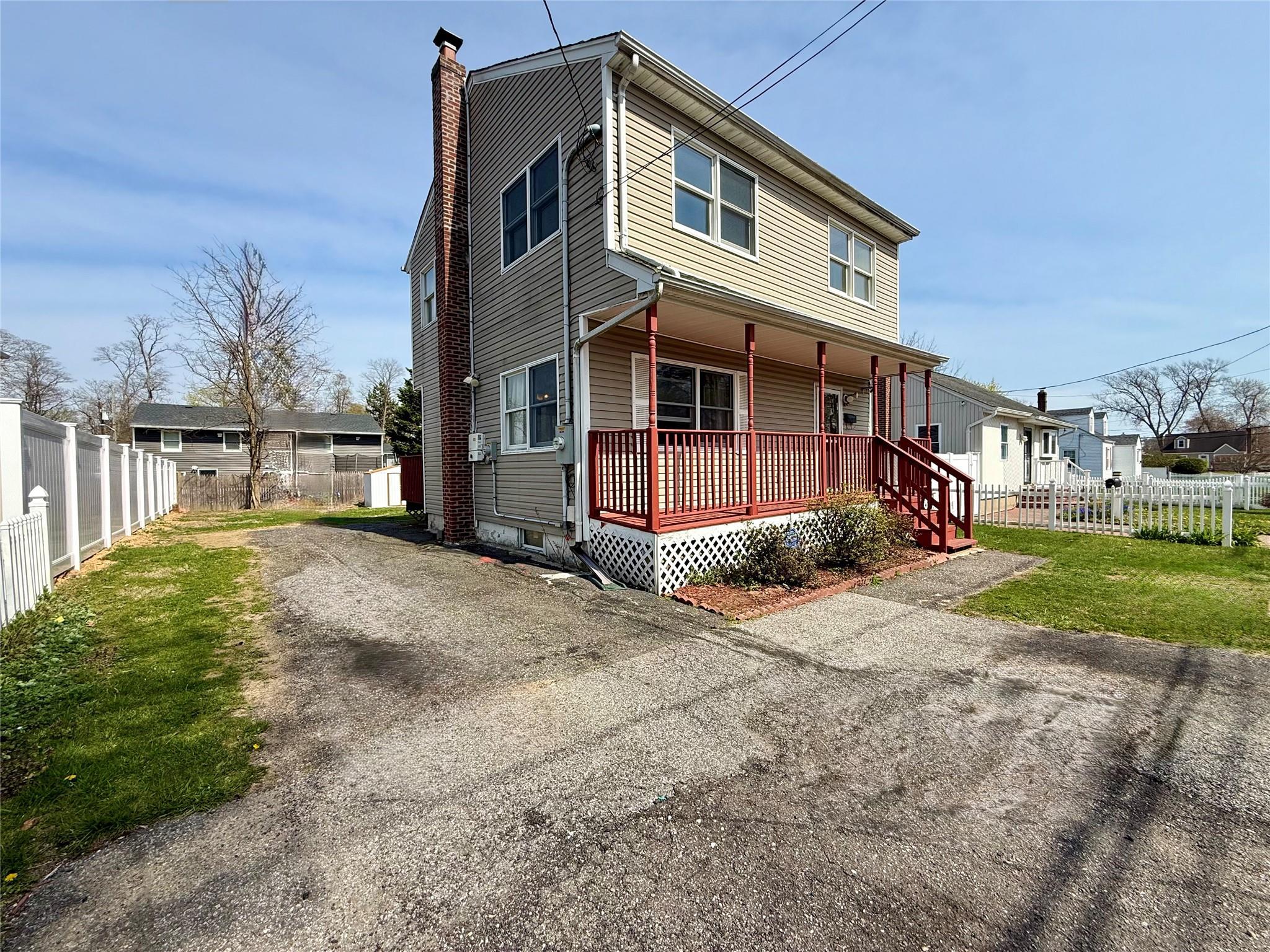 Single Family Hilltop  Suffolk County, NY 11798, MLS-887061-13