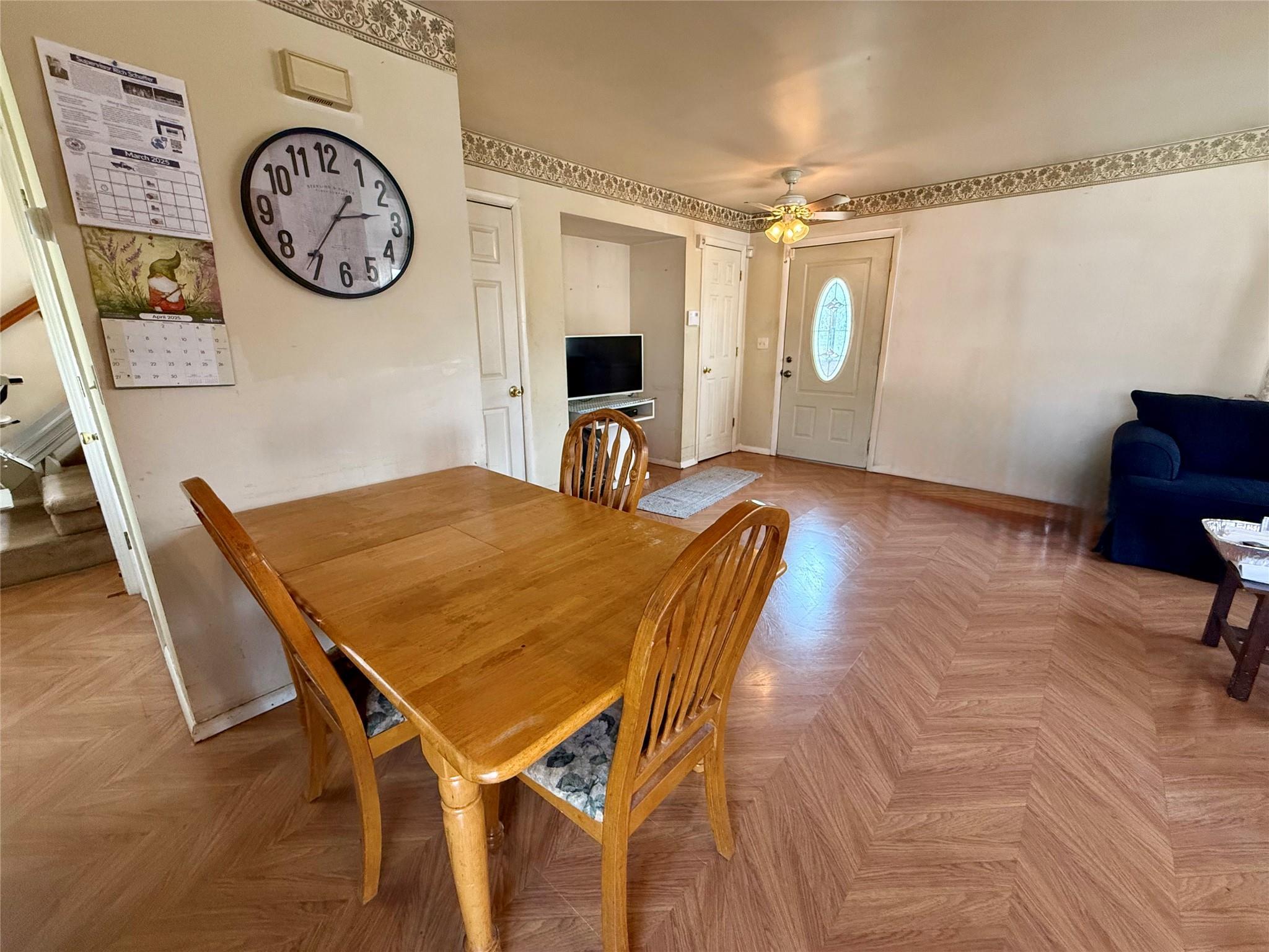 Single Family Hilltop  Suffolk County, NY 11798, MLS-887061-4