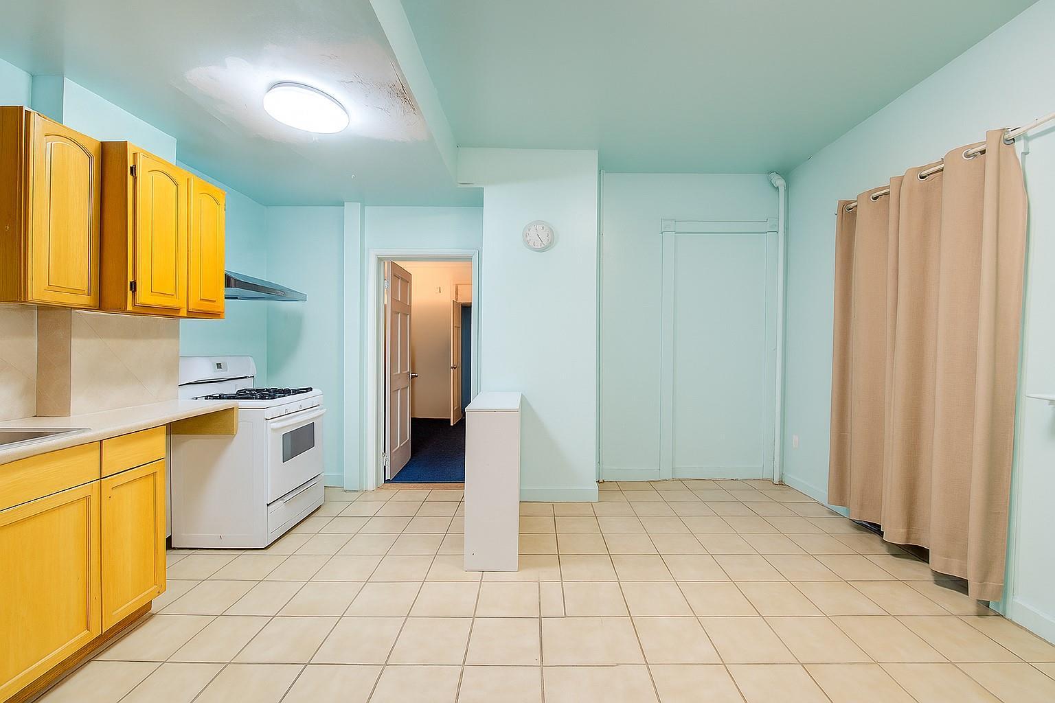 Single Family Ash  Queens, NY 11355, MLS-887087-8