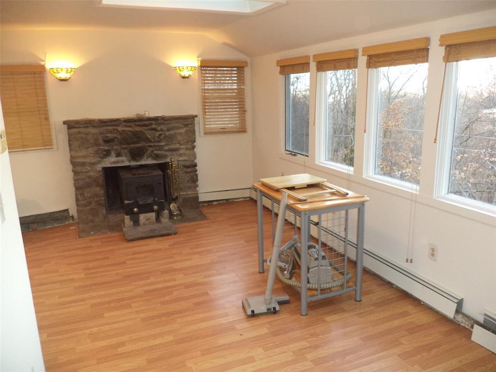 Single Family Oakwood  Orange County, NY 10950, MLS-887110-2