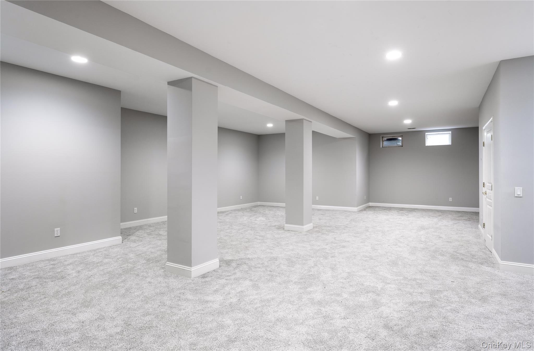 Single Family Avolet  Suffolk County, NY 11766, MLS-887117-29