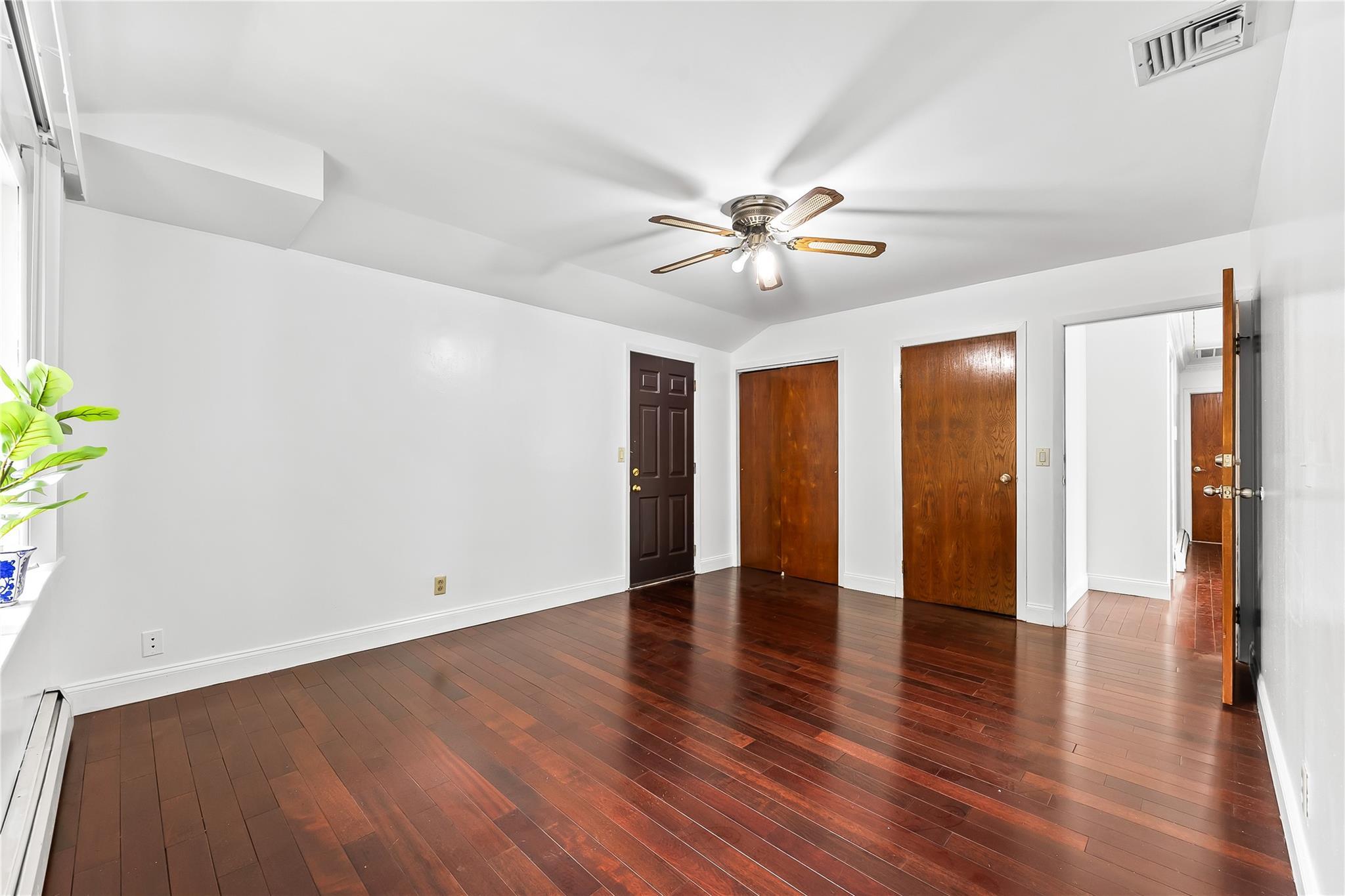Single Family 11th  Queens, NY 11357, MLS-887119-18