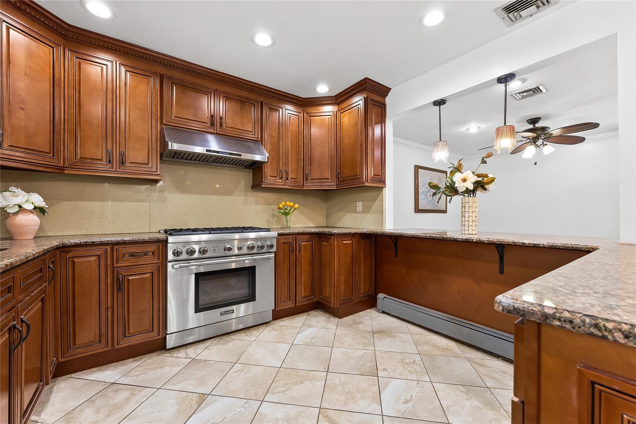 Single Family 11th  Queens, NY 11357, MLS-887119-8