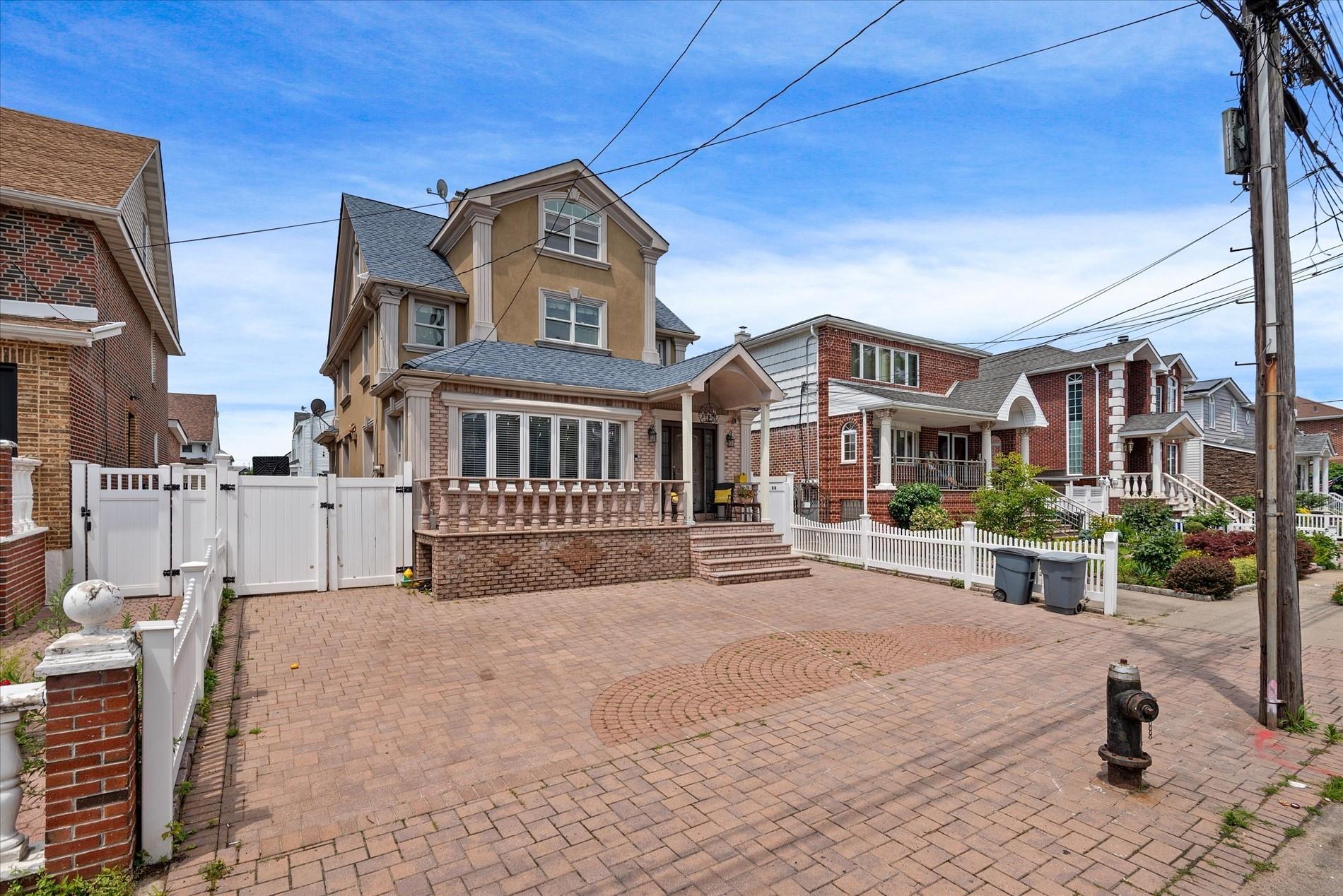 Single Family 101st  Queens, NY 11414, MLS-887120-2