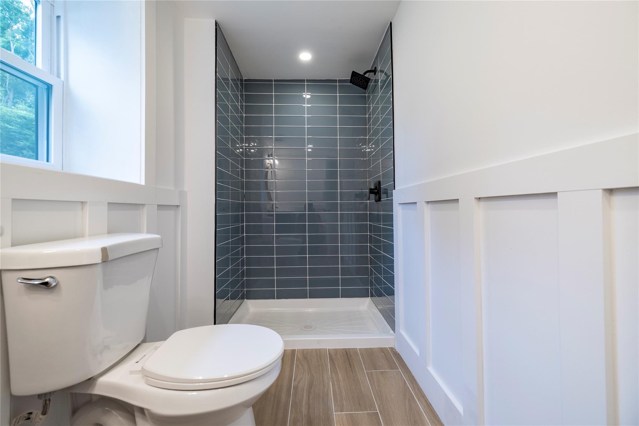 Single Family Central Suffolk County, NY 11701, MLS-887129-12