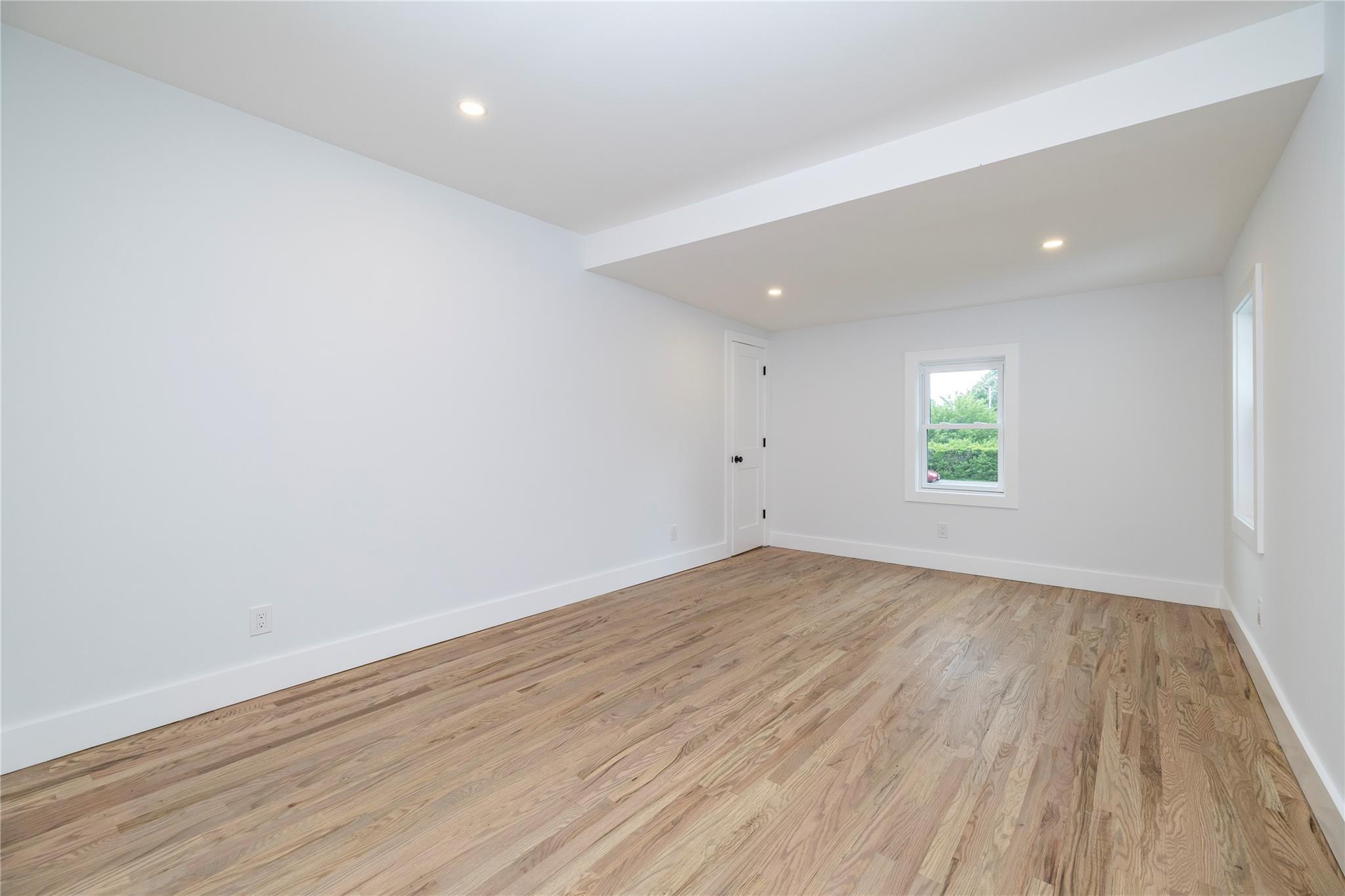 Single Family Central Suffolk County, NY 11701, MLS-887129-20