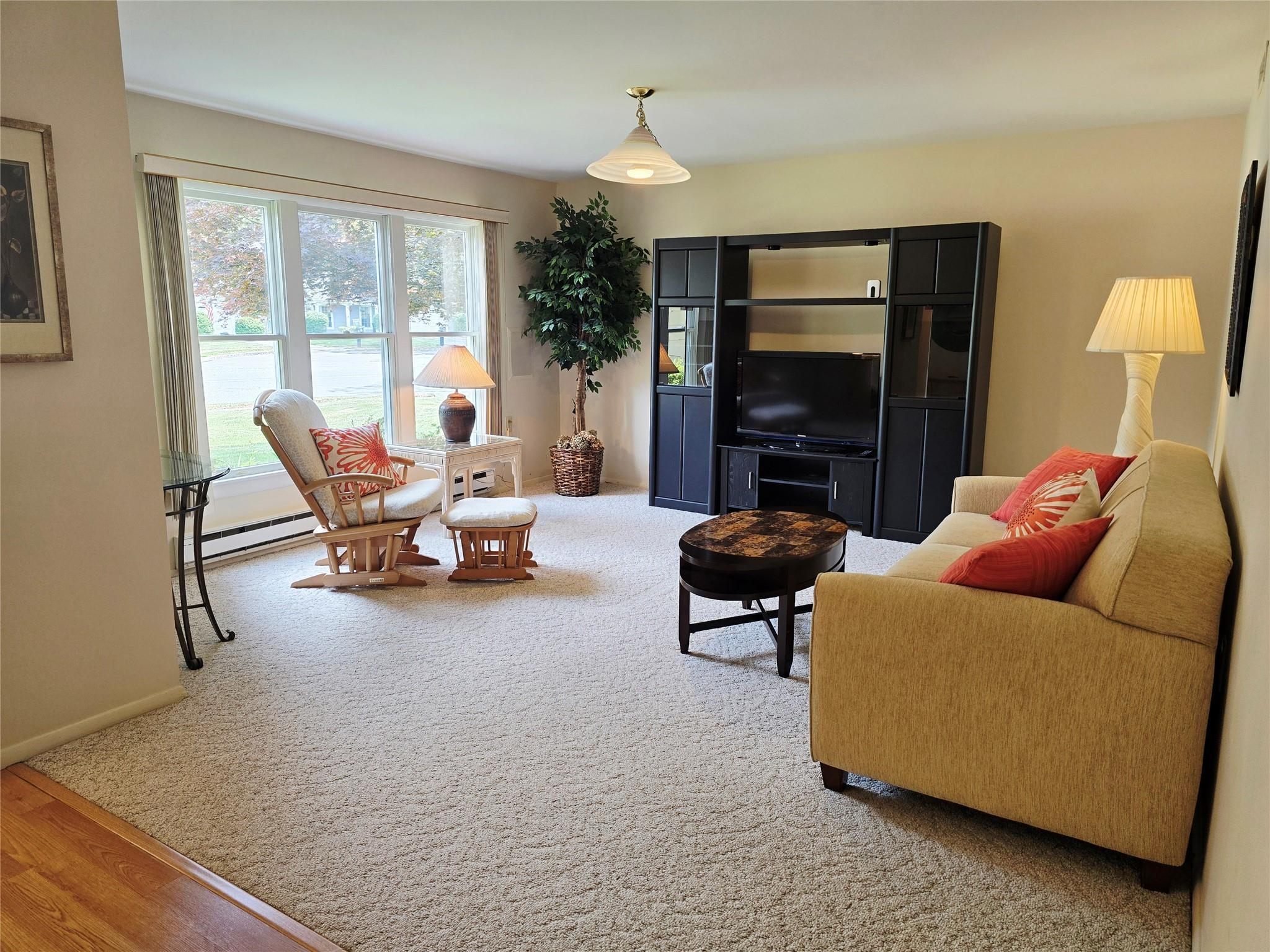 Single Family Kingston  Suffolk County, NY 11961, MLS-887166-3