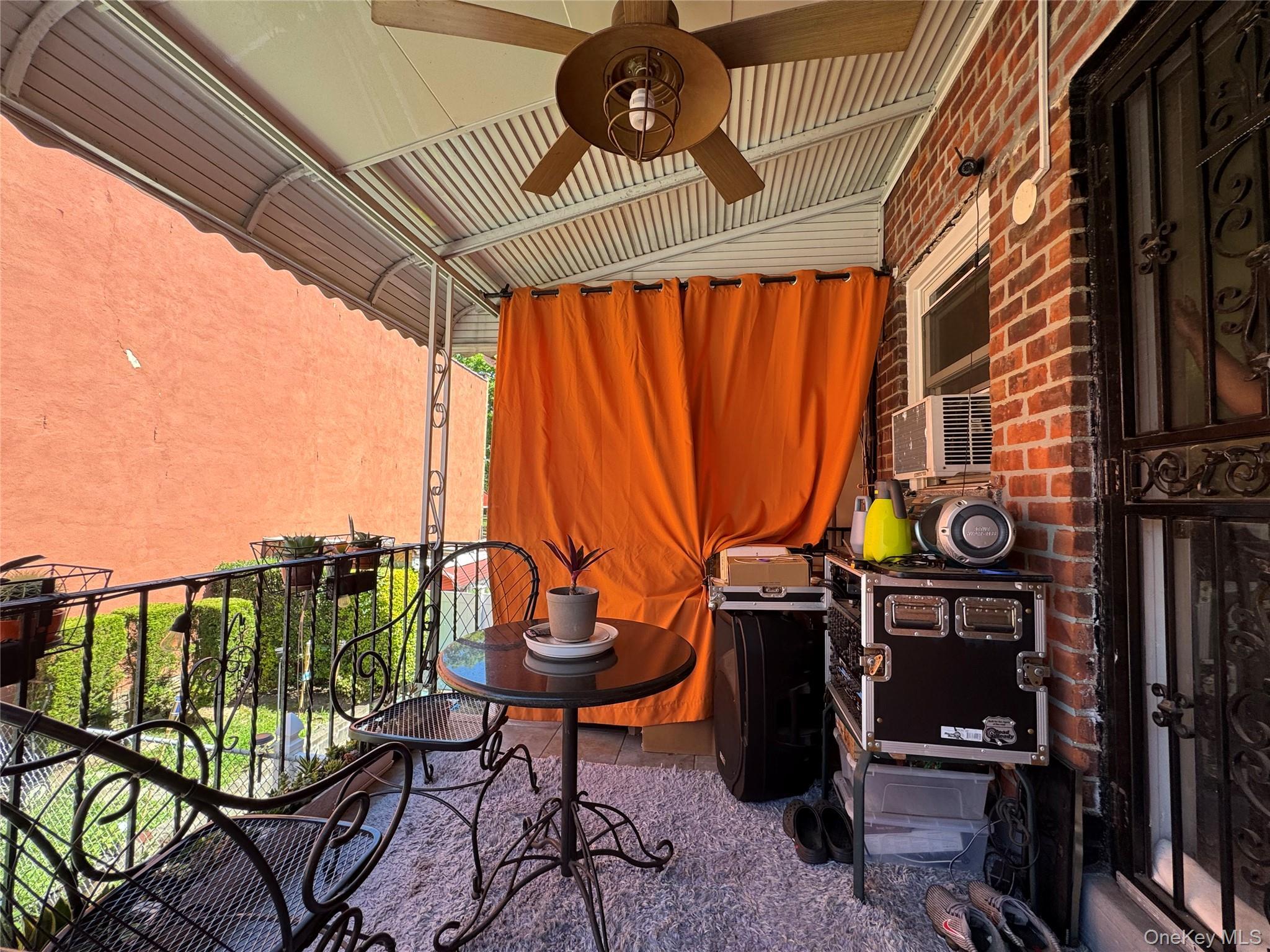 Single Family Murdock  Bronx, NY 10466, MLS-887177-15