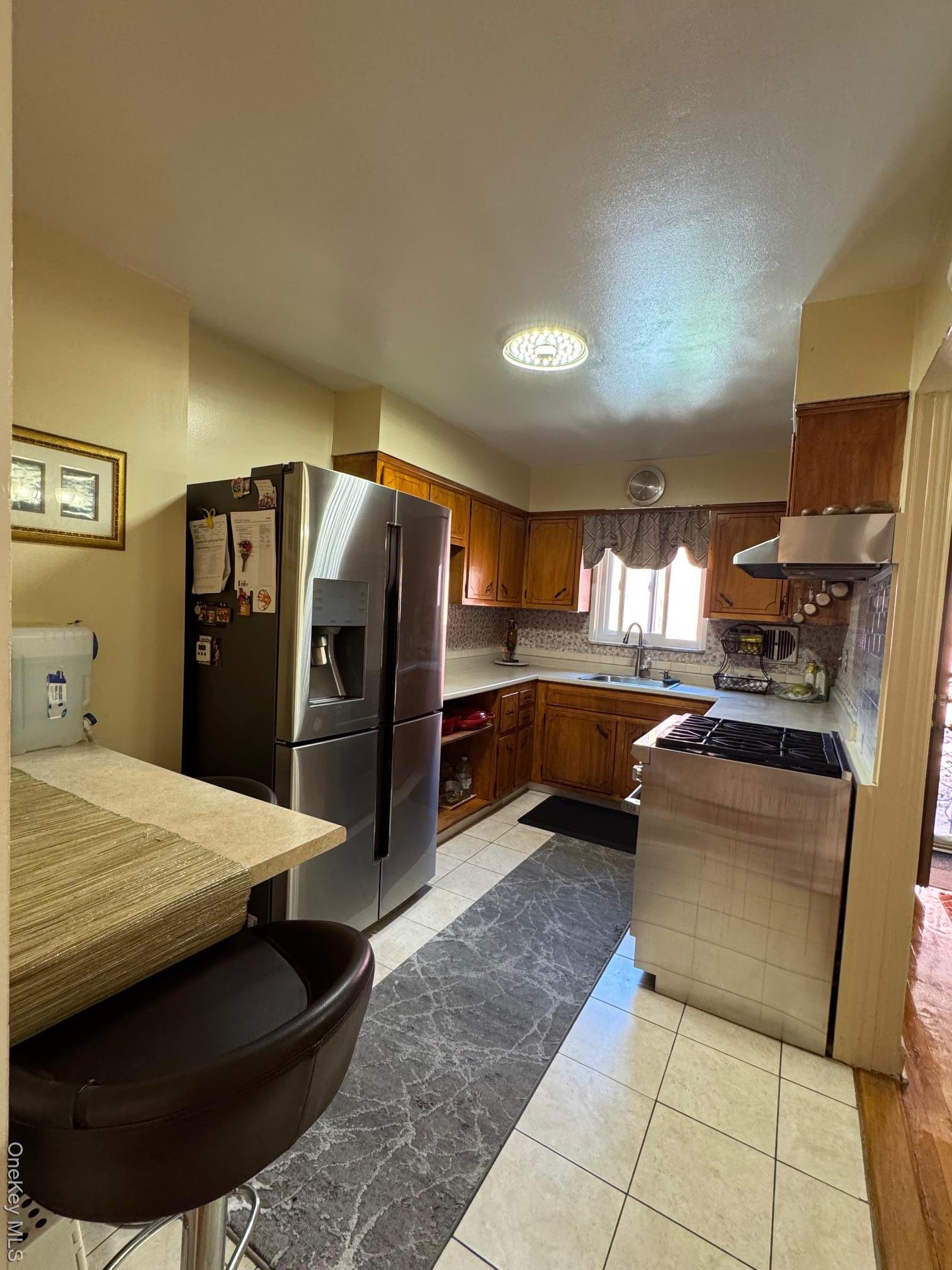 Single Family Murdock  Bronx, NY 10466, MLS-887177-3
