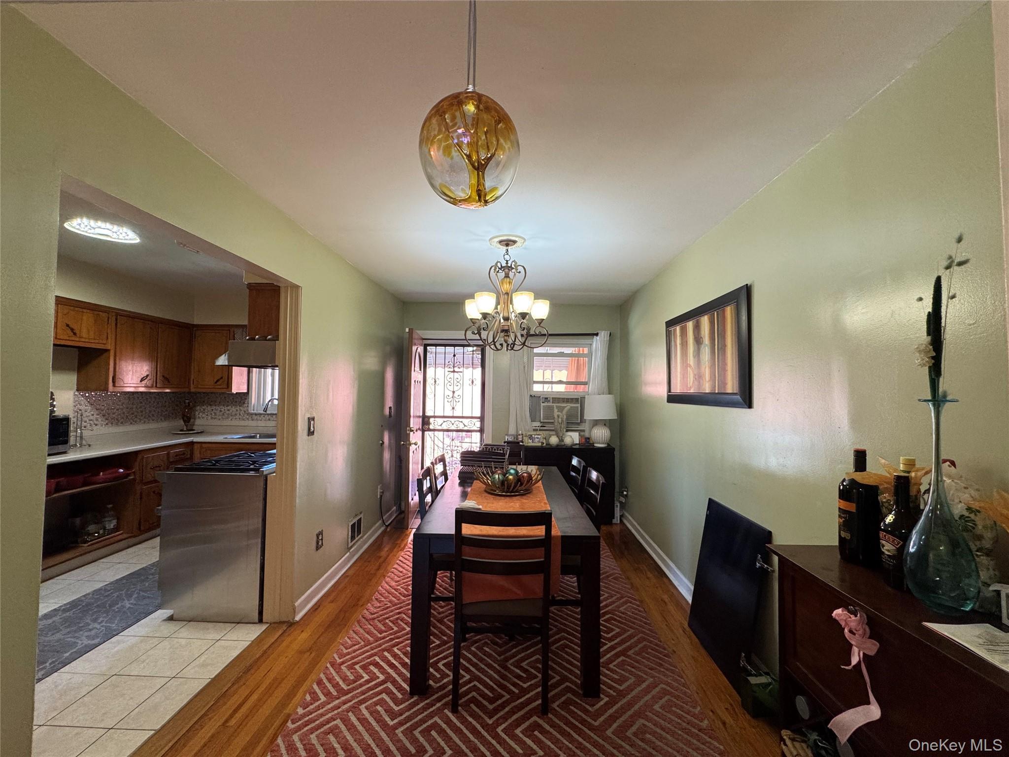 Single Family Murdock  Bronx, NY 10466, MLS-887177-7
