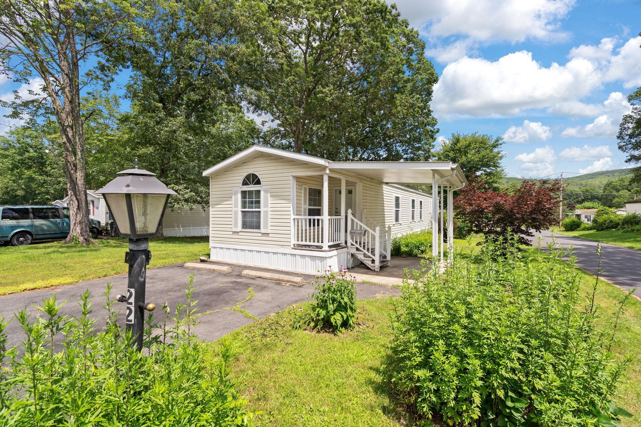 Single Family Shelley  Sullivan County, NY 12790, MLS-887196-23