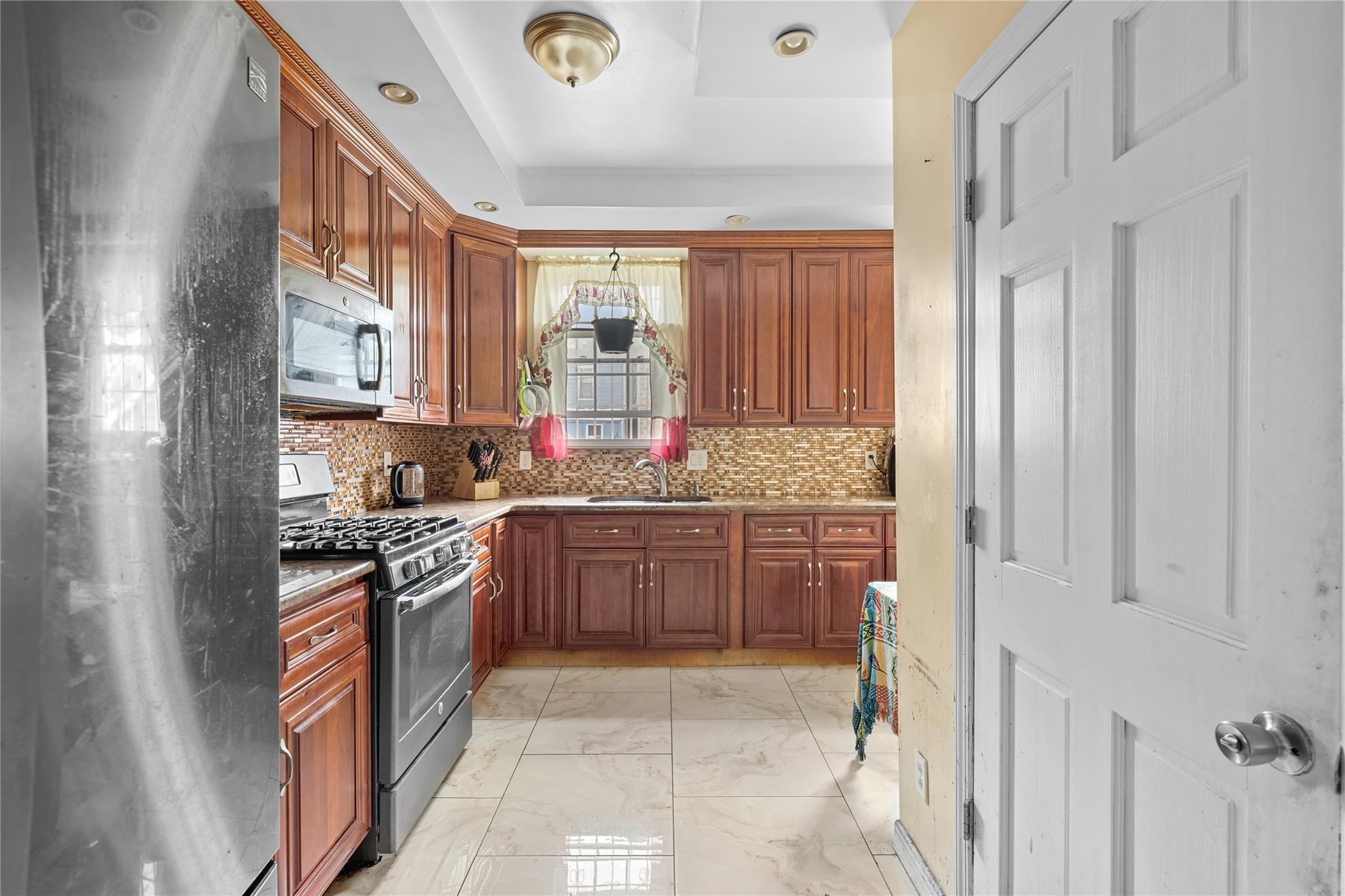 Single Family East 42nd Street  Brooklyn, NY 11210, MLS-887201-5