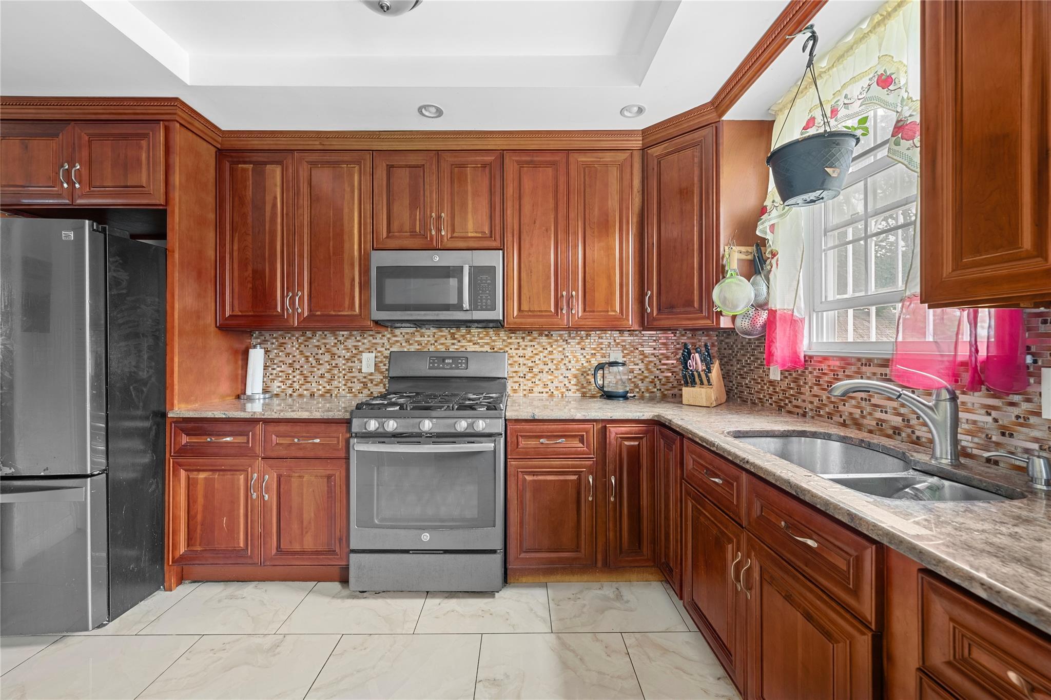Single Family East 42nd Street  Brooklyn, NY 11210, MLS-887201-6