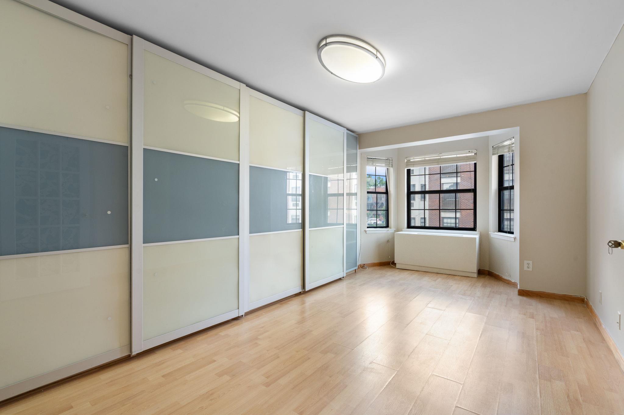 Condo 164th  Queens, NY 11365, MLS-887216-19