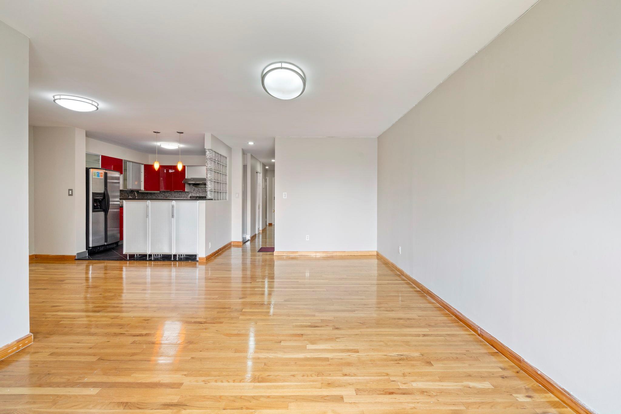 Condo 164th  Queens, NY 11365, MLS-887216-5