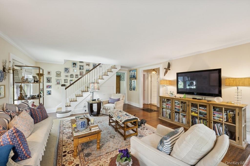 Single Family Halsey Street  Suffolk County, NY 11968, MLS-887220-10
