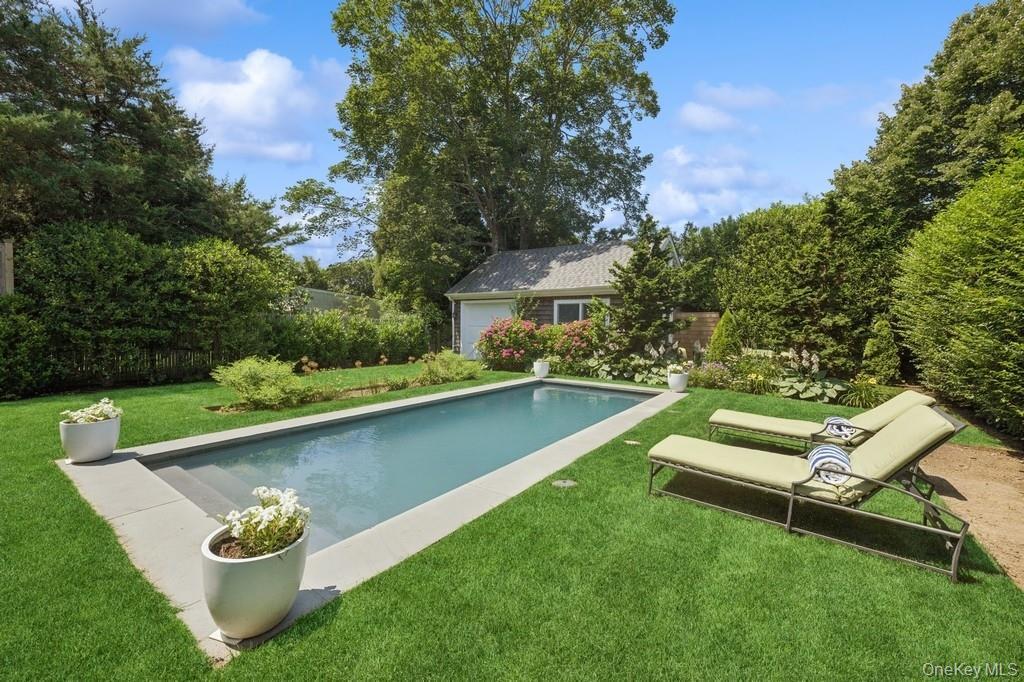 Single Family Halsey Street  Suffolk County, NY 11968, MLS-887220-29
