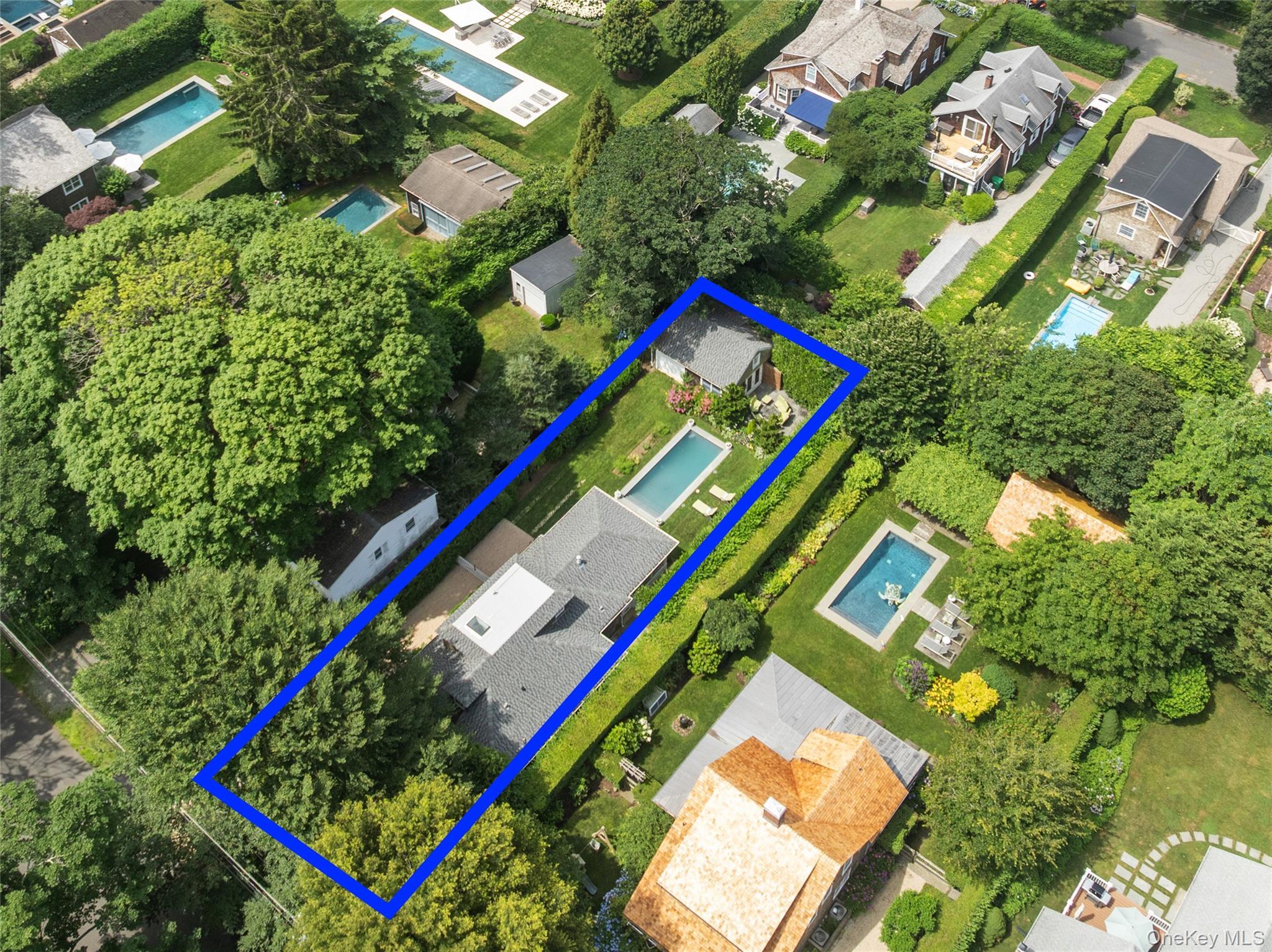 Single Family Halsey Street  Suffolk County, NY 11968, MLS-887220-33