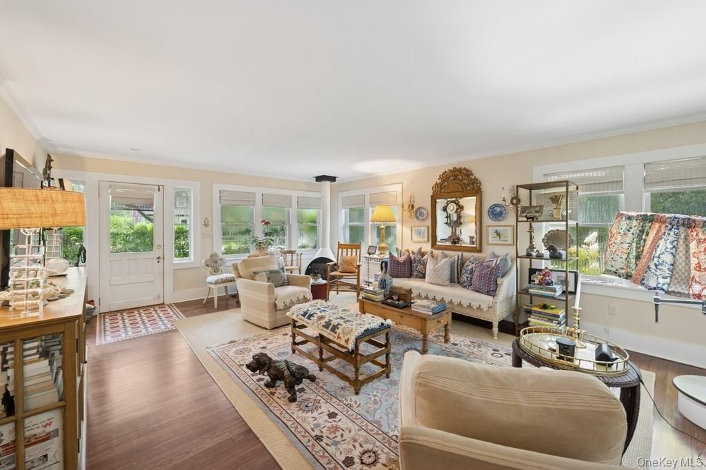 Single Family Halsey Street  Suffolk County, NY 11968, MLS-887220-7