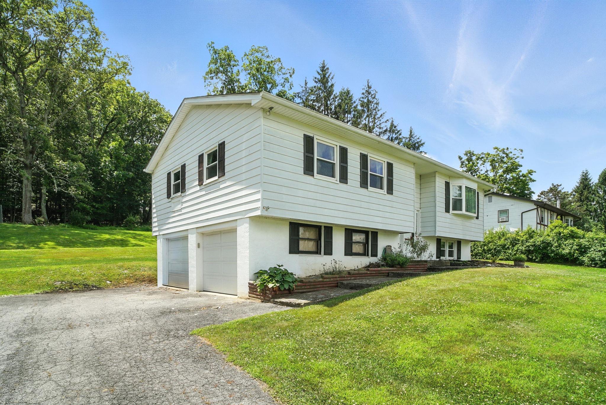 Single Family Dussenbury  Orange County, NY 10921, MLS-887228-4