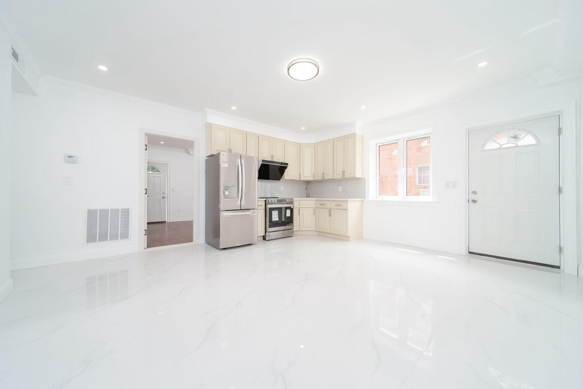 Single Family 17 Queens, NY 11357, MLS-887234-5