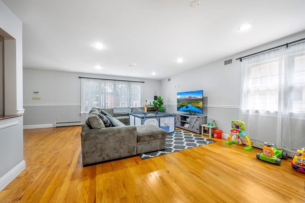 Single Family 58  Queens, NY 11362, MLS-887239-10
