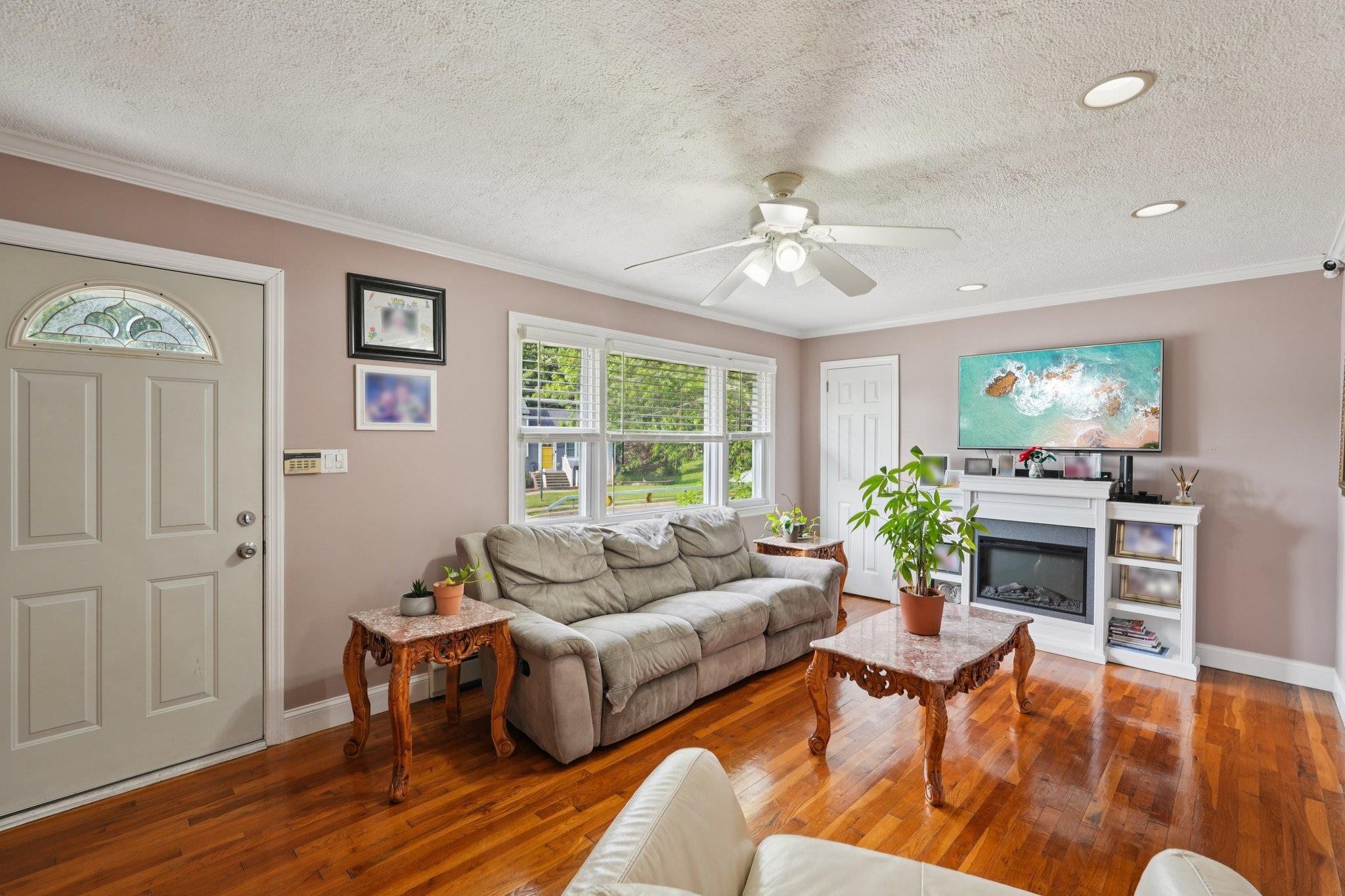 Single Family Maplewood  Rockland County, NY 10901, MLS-887249-12