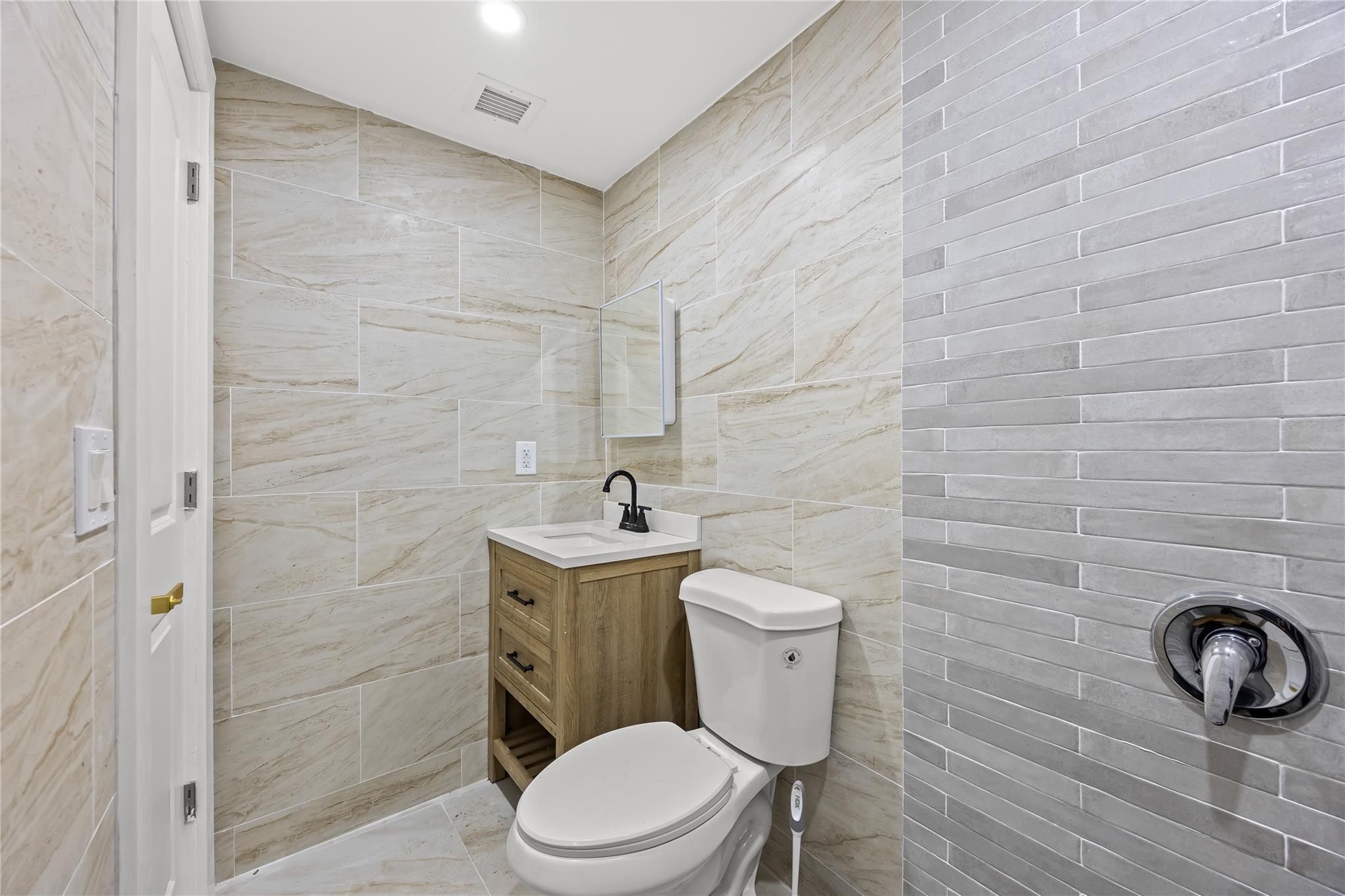 Single Family 97th  Queens, NY 11369, MLS-887256-21