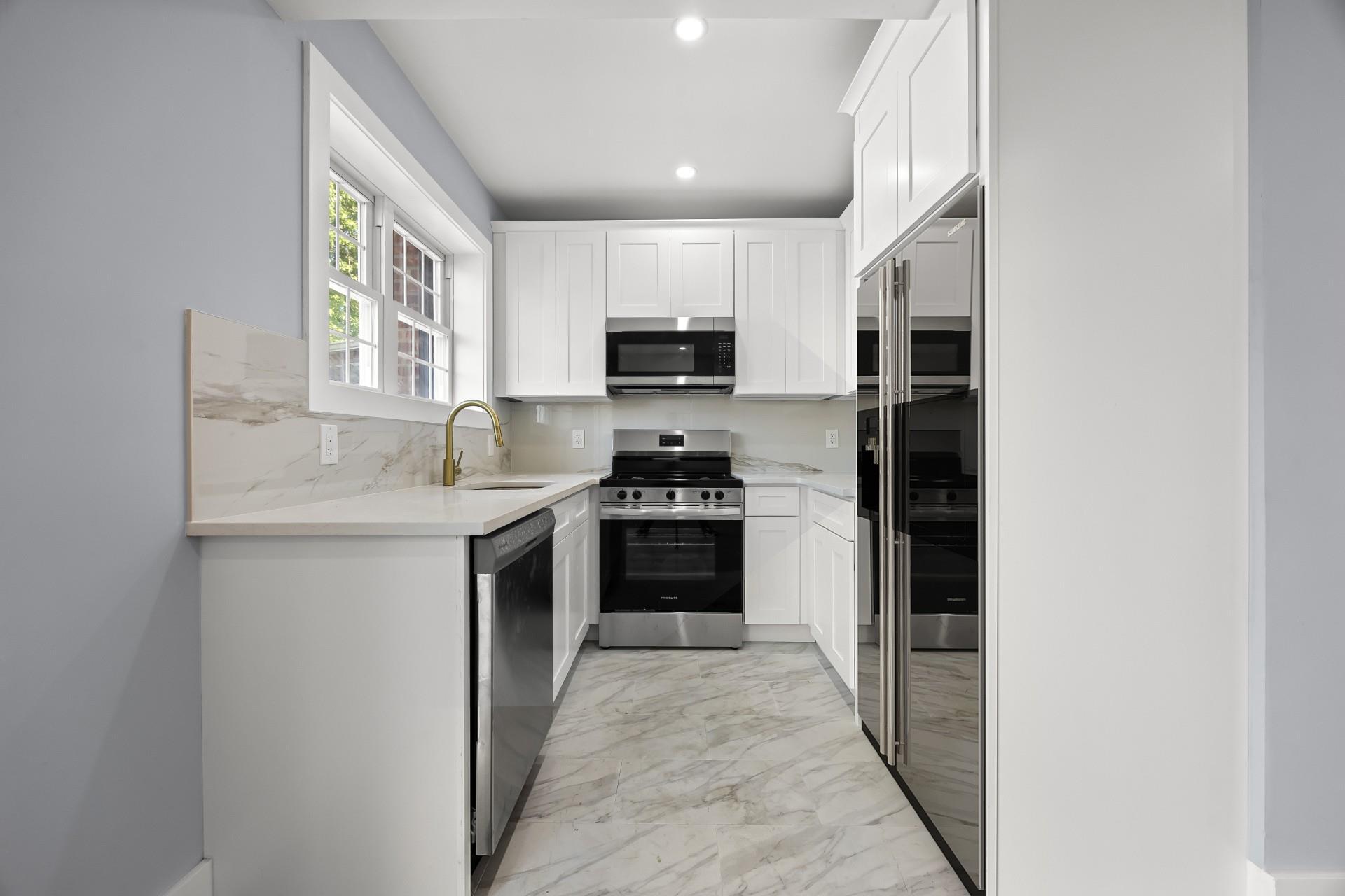 Single Family 97th  Queens, NY 11369, MLS-887256-7