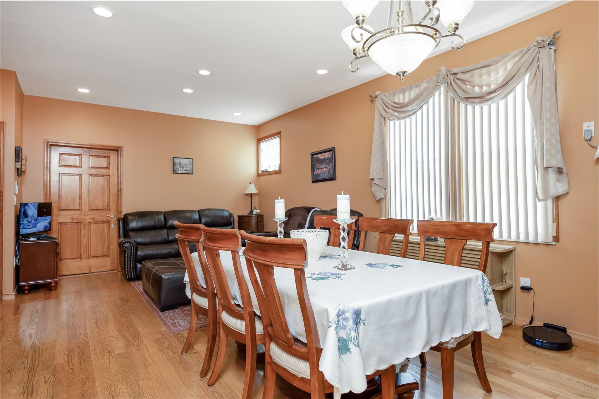 Single Family 75th  Queens, NY 11379, MLS-887265-17